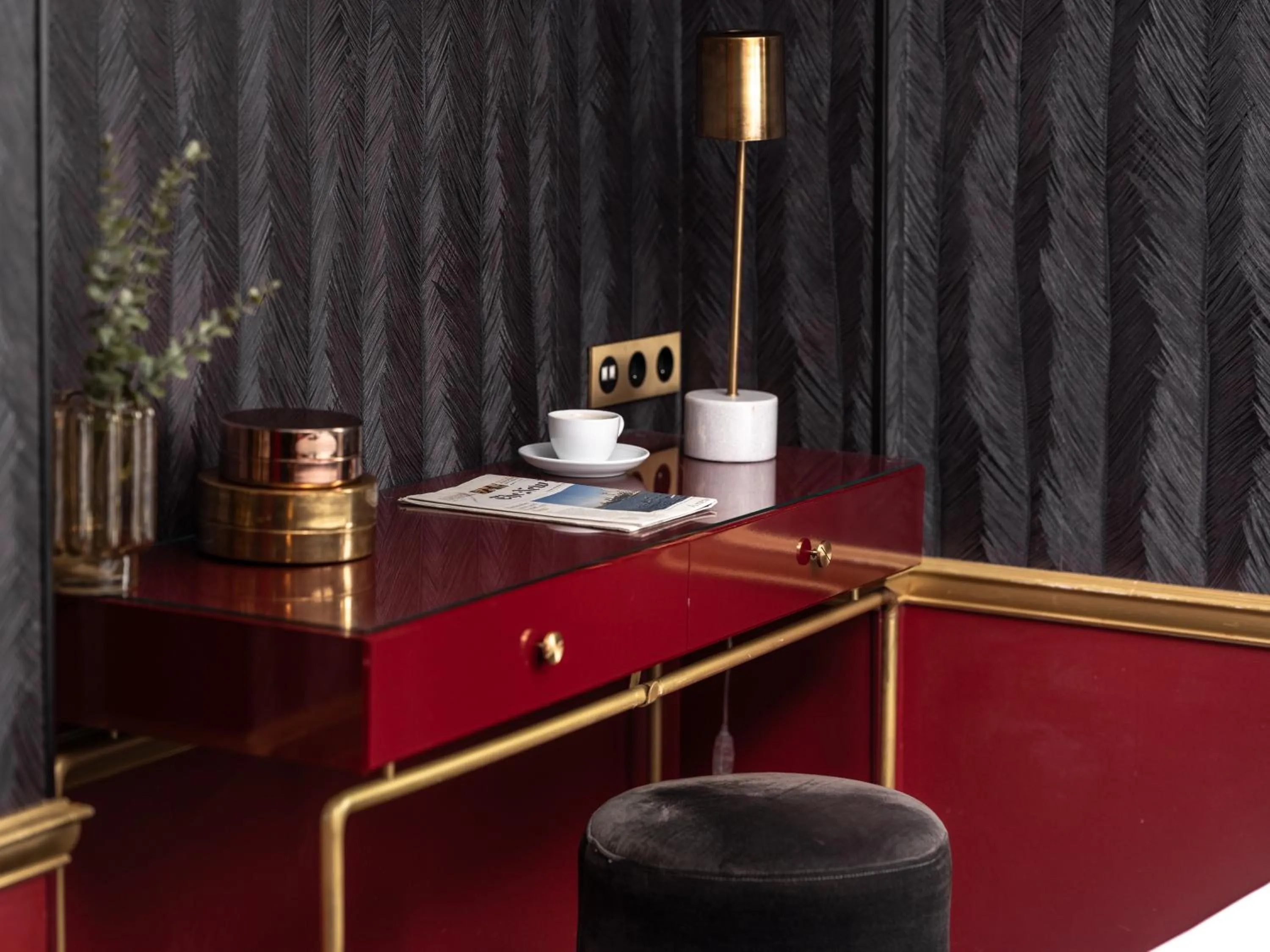 Bedroom in Snob Hotel