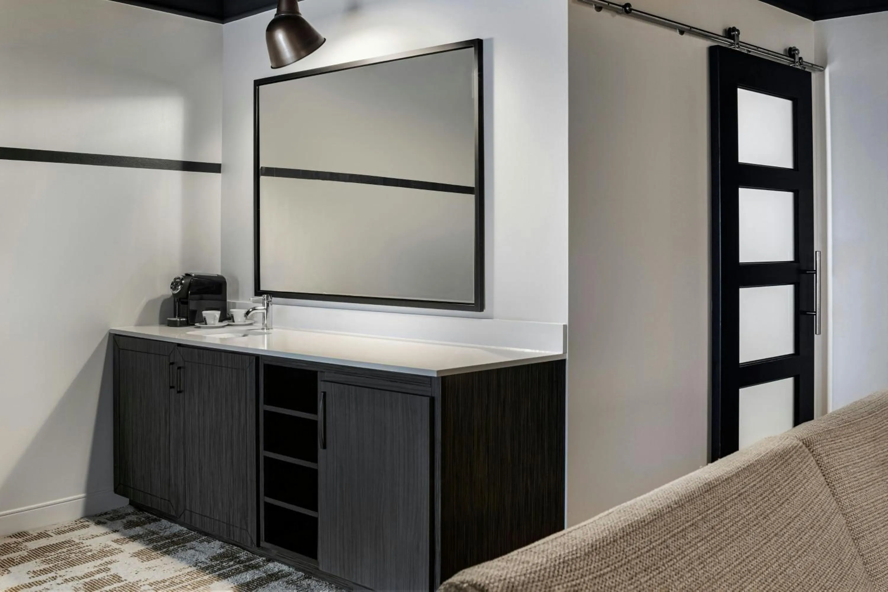 Kitchen or kitchenette in The Elmore Hotel, DFW Southlake, a Tribute Portfolio Hotel