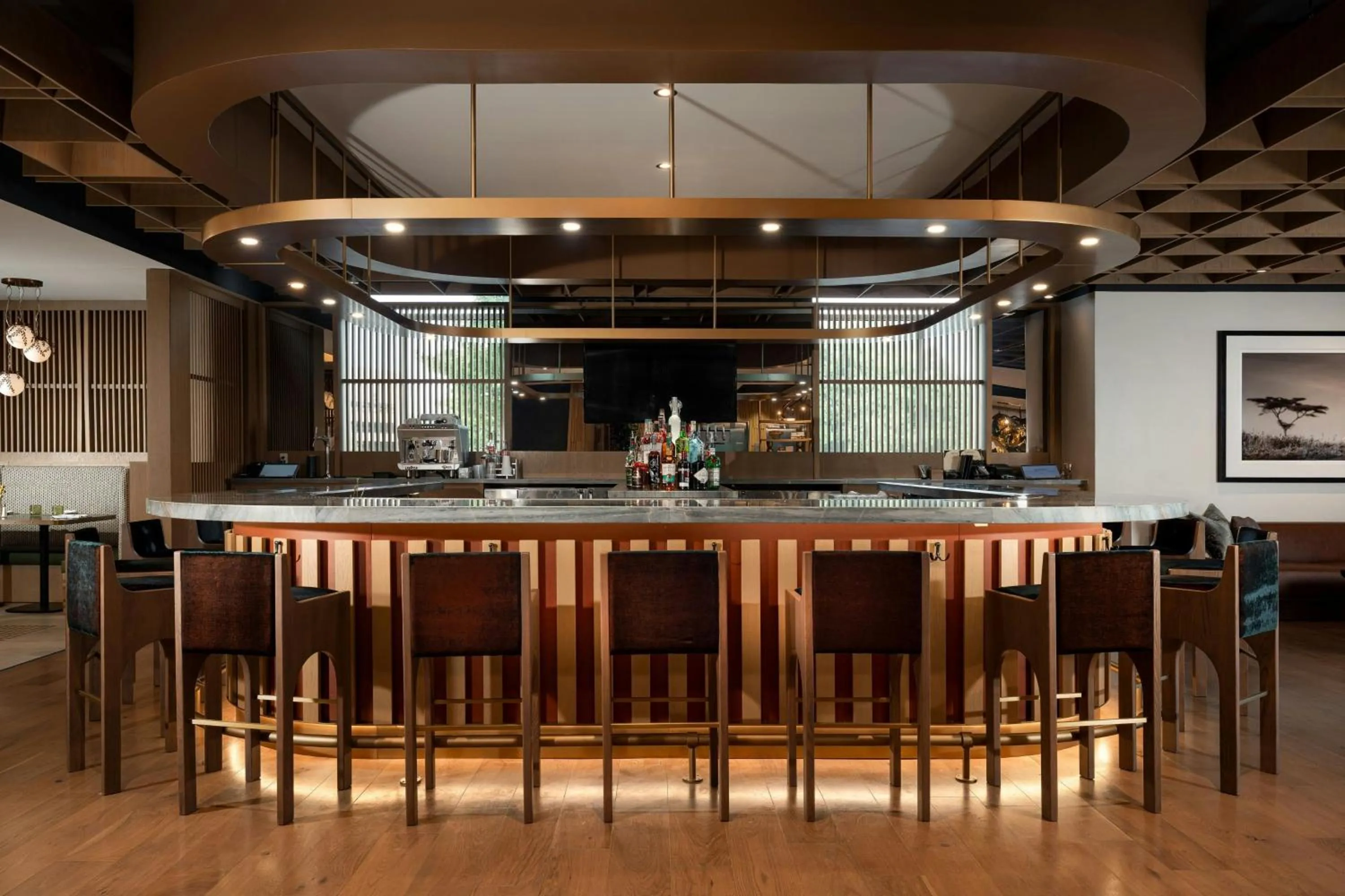 Lounge or bar in The Elmore Hotel, DFW Southlake, a Tribute Portfolio Hotel