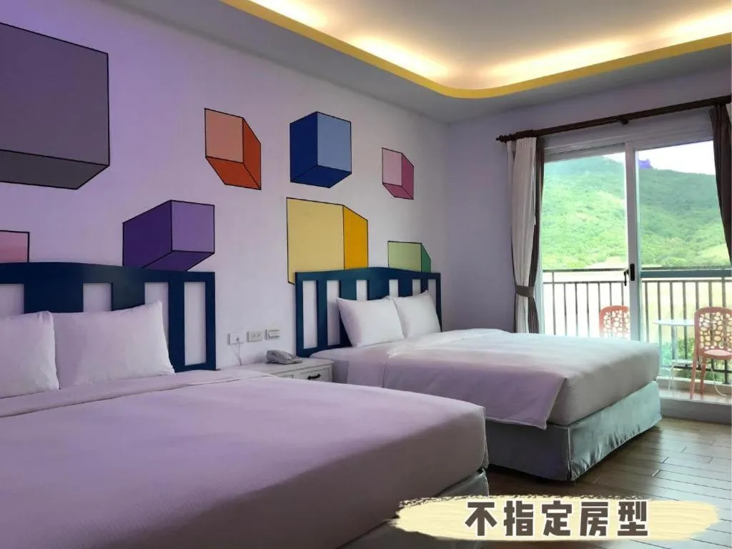 Photo of the whole room, Bed in Island on the Sea