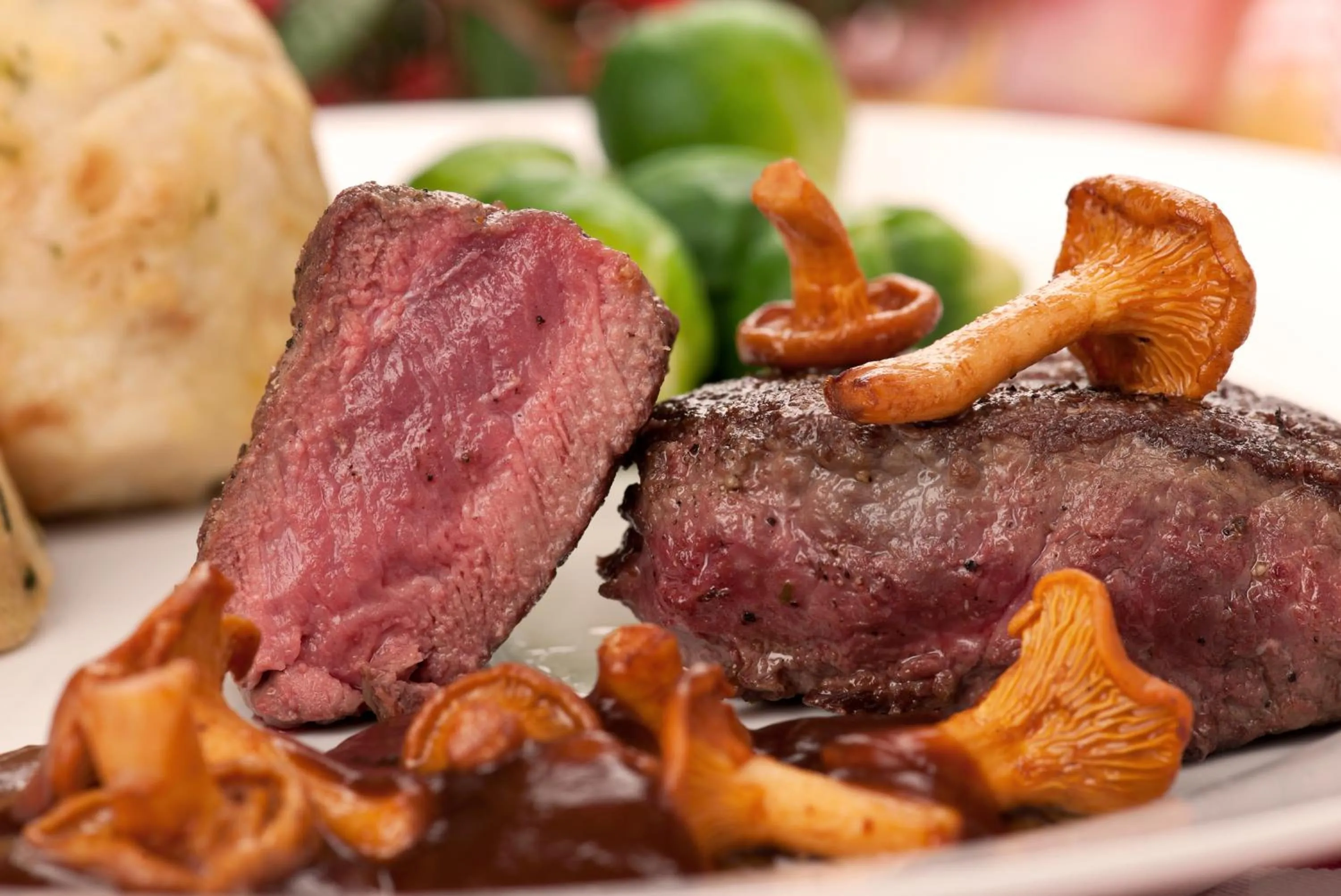 Food and drinks in Höll am Main