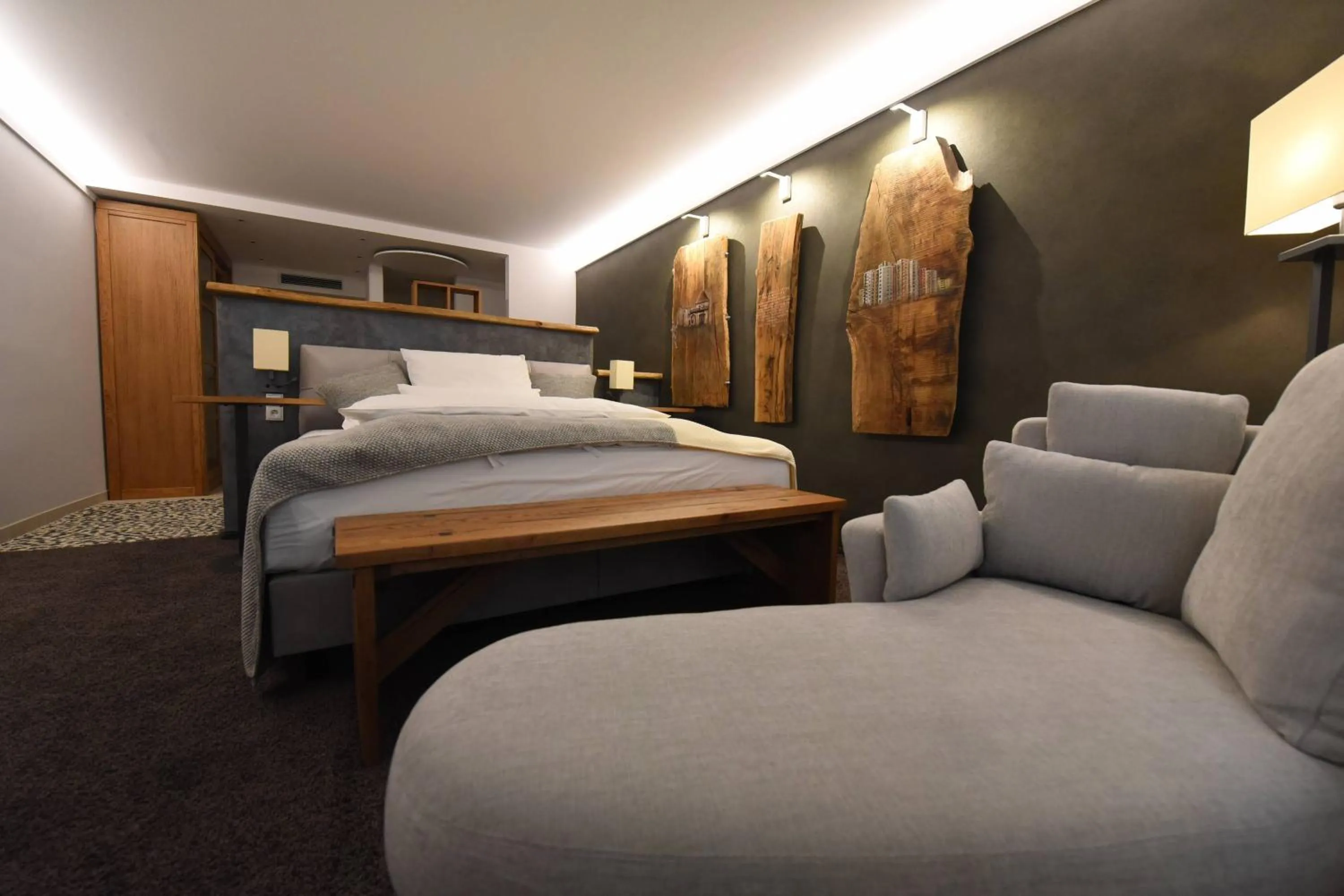 Photo of the whole room, Bed in Höll am Main