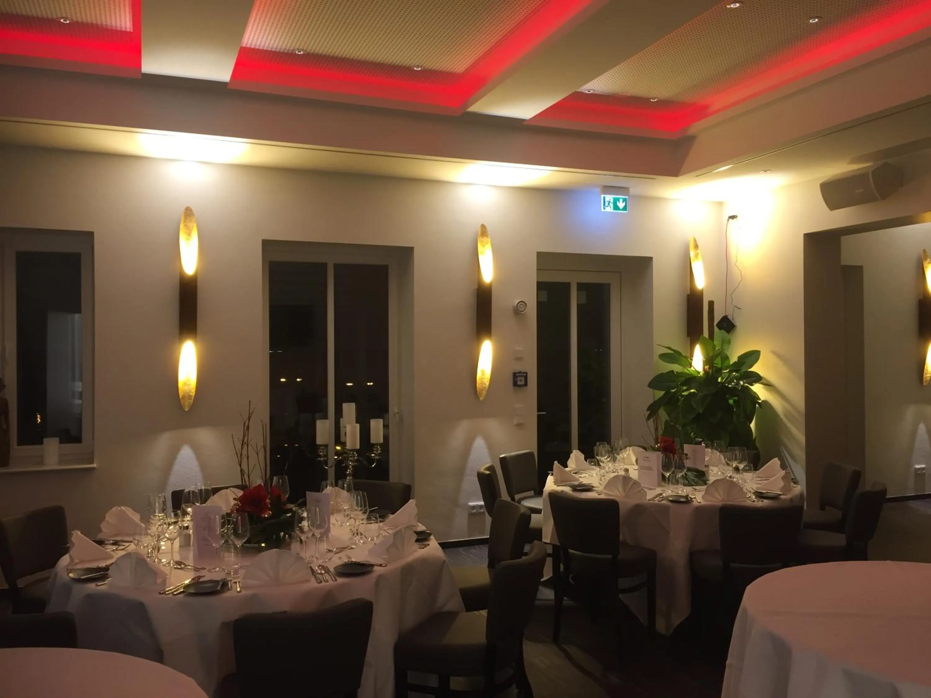 Banquet/Function facilities in Höll am Main