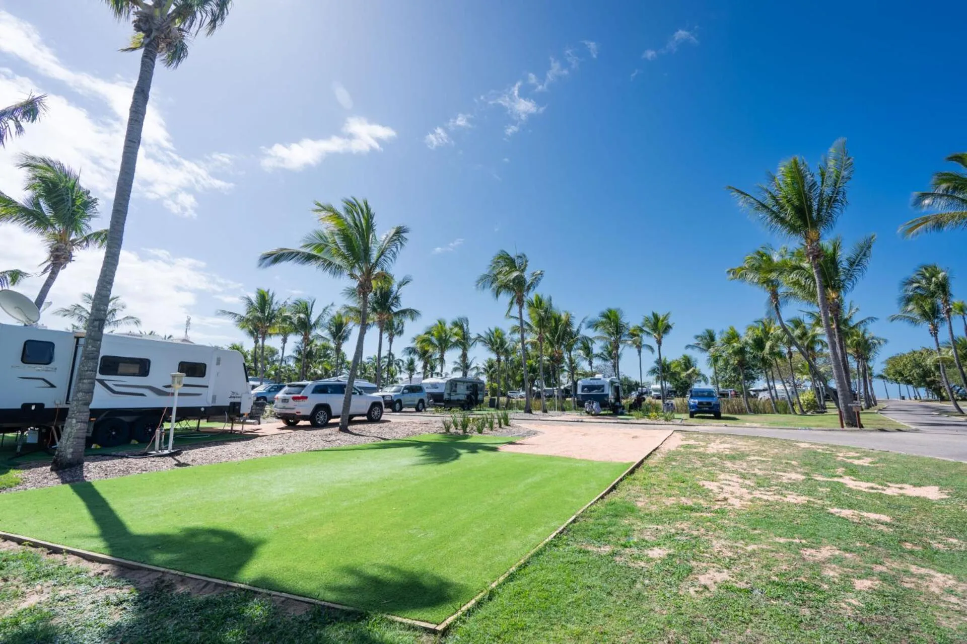 Natural landscape in Tasman Holiday Parks - Rollingstone
