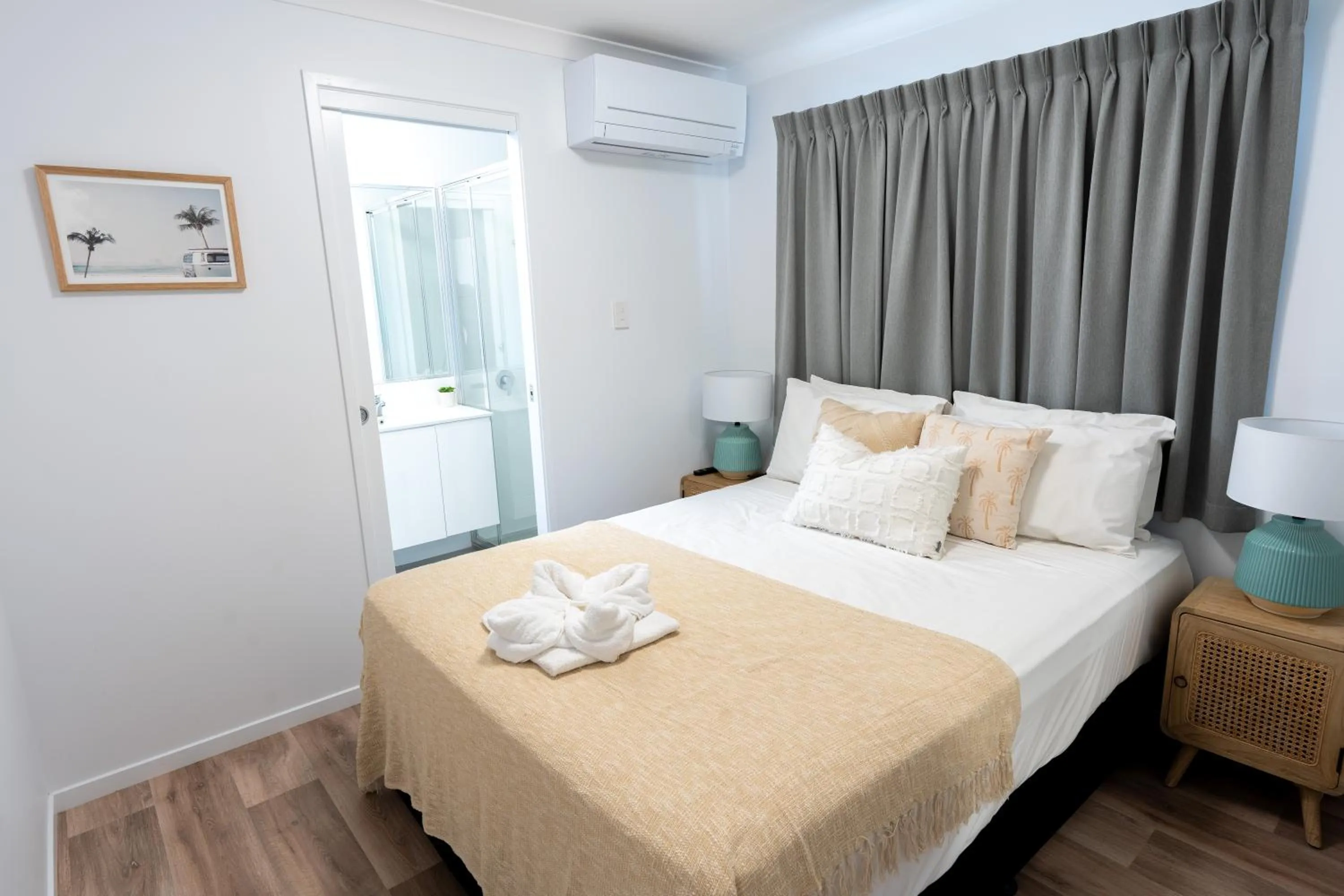 Bed in Tasman Holiday Parks - Rollingstone