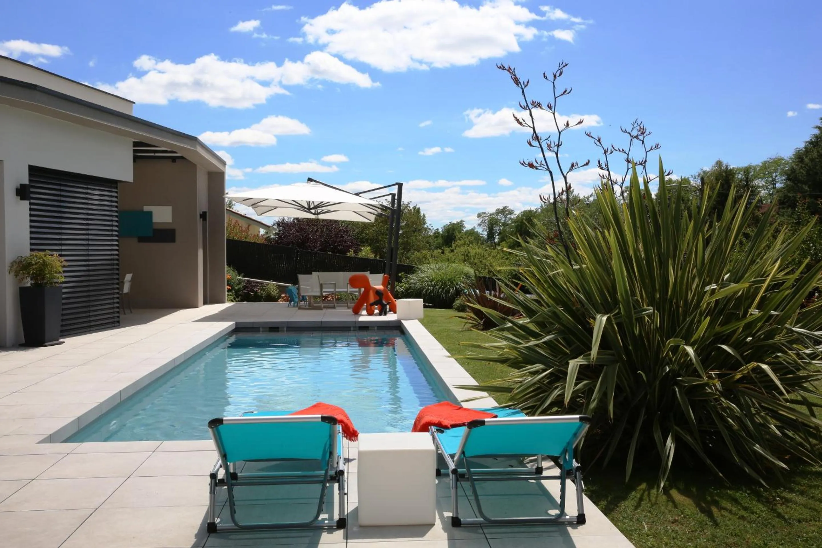 Garden in Maison Cube