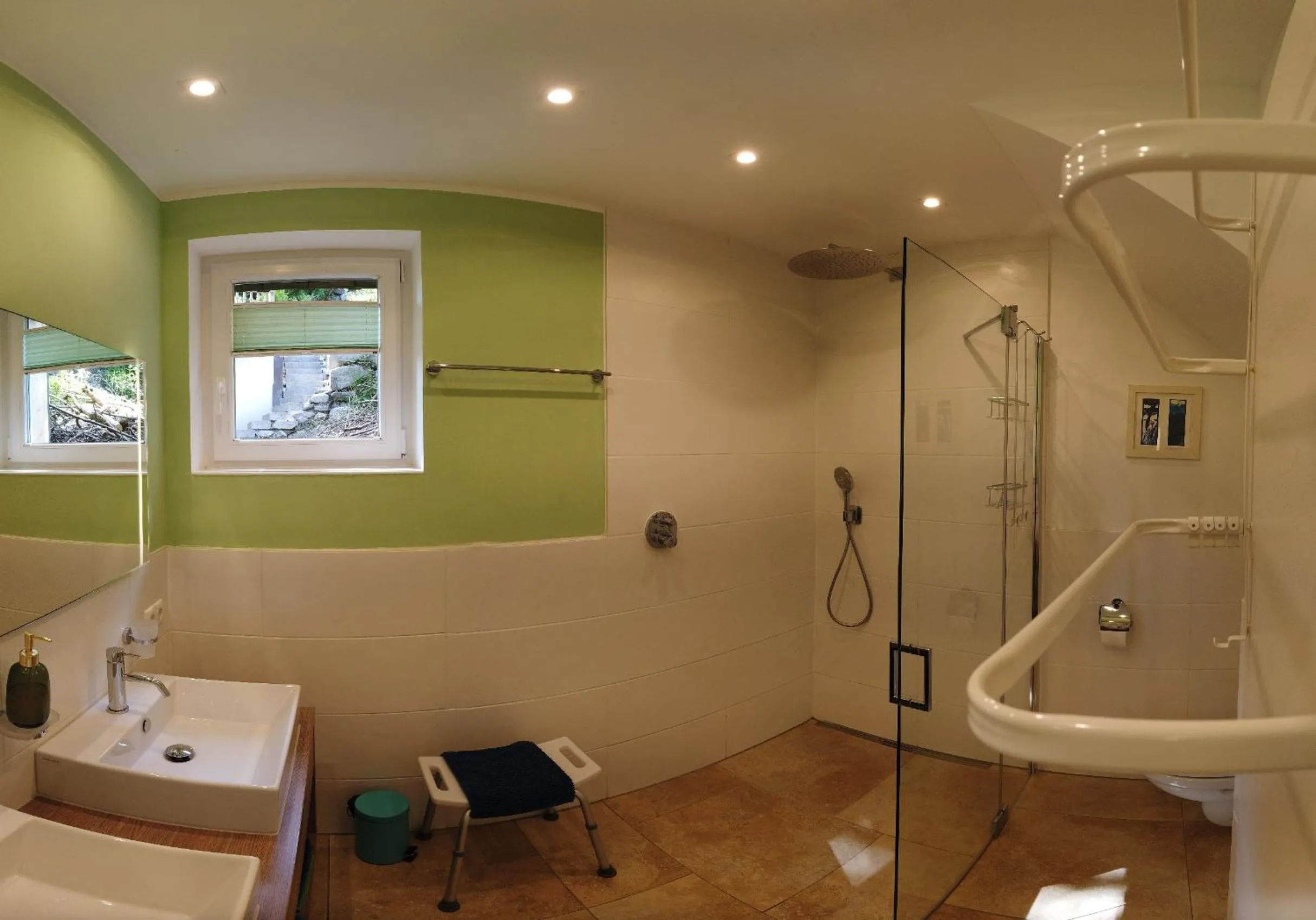 Bathroom in Modernes Chalet mit Terrasse und Parkplatz in den Alpen