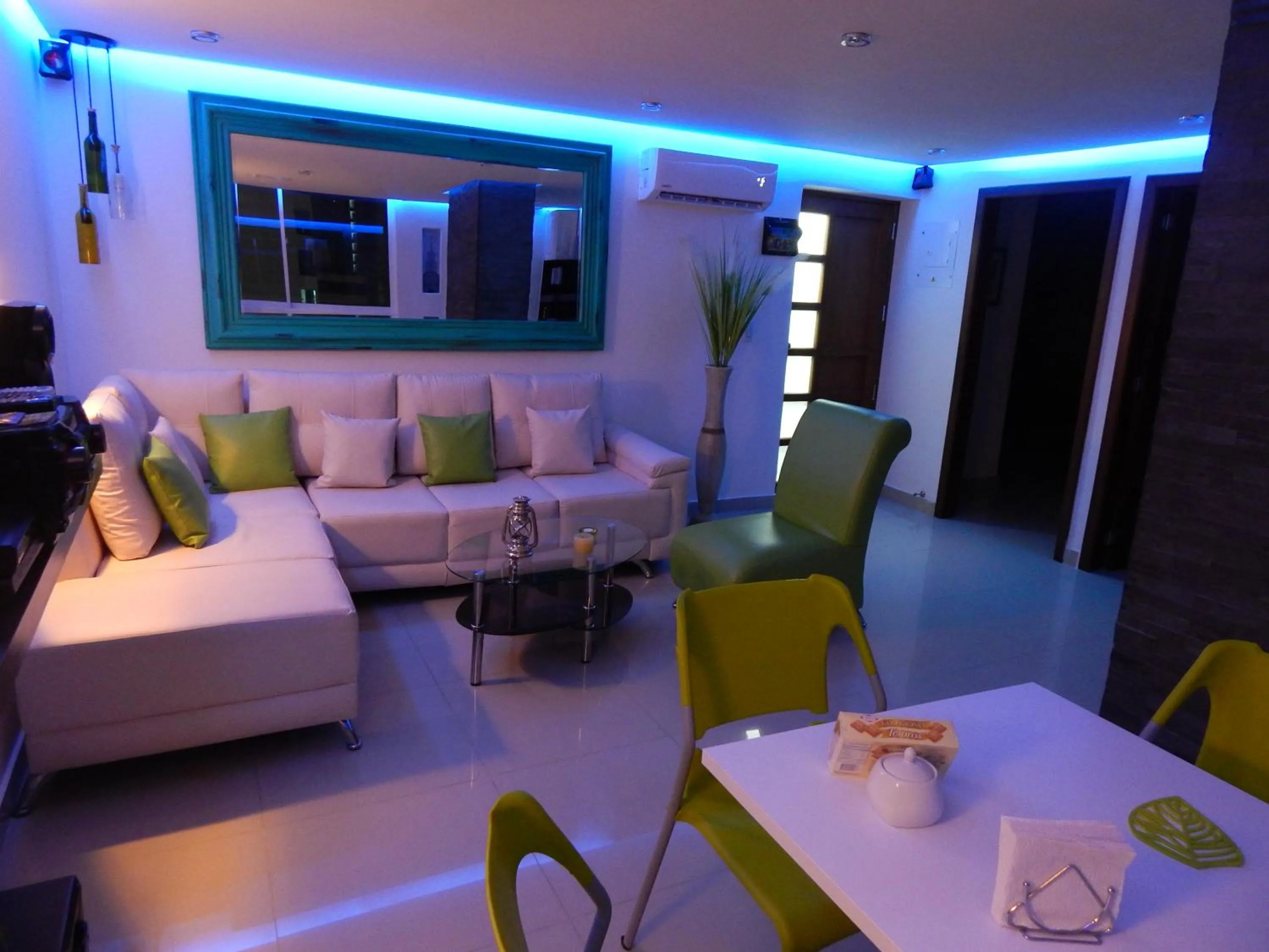 Two-Bedroom Apartment in Apartment Lux Bocagrande