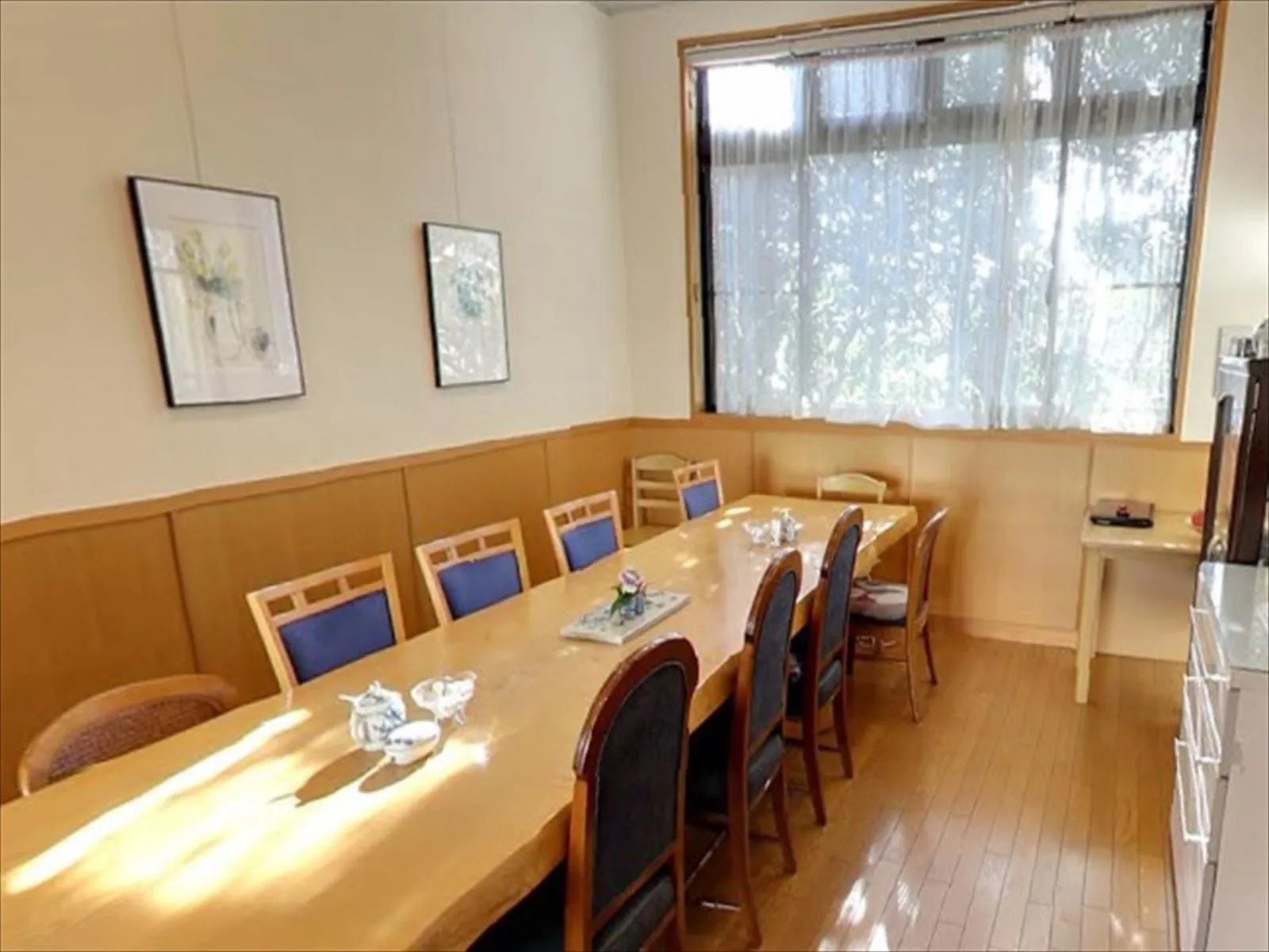 Restaurant/places to eat in Hitoyoshi Morinohall Ladies in - Female Only
