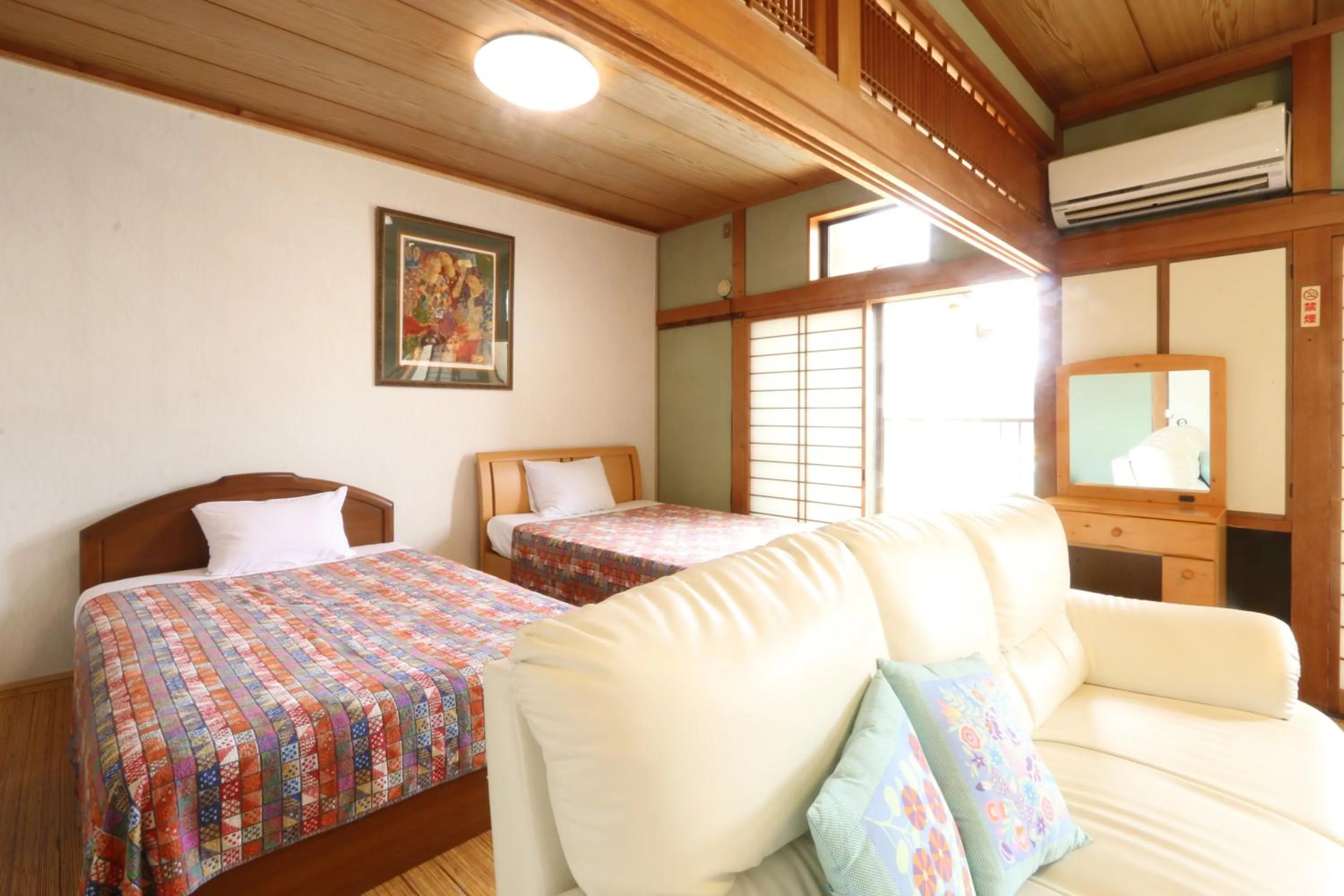 Photo of the whole room, Bed in Hitoyoshi Morinohall Ladies in - Female Only