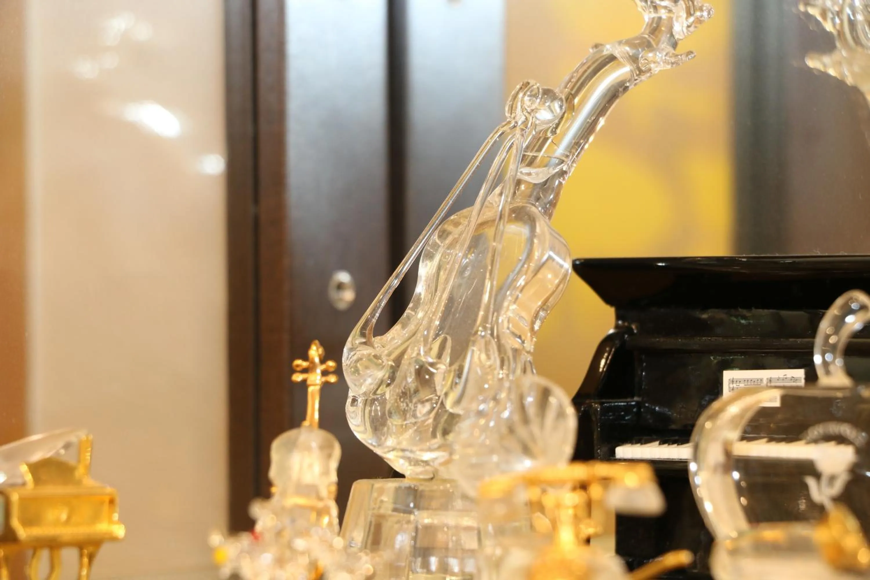 Decorative detail in Hitoyoshi Morinohall Ladies in - Female Only