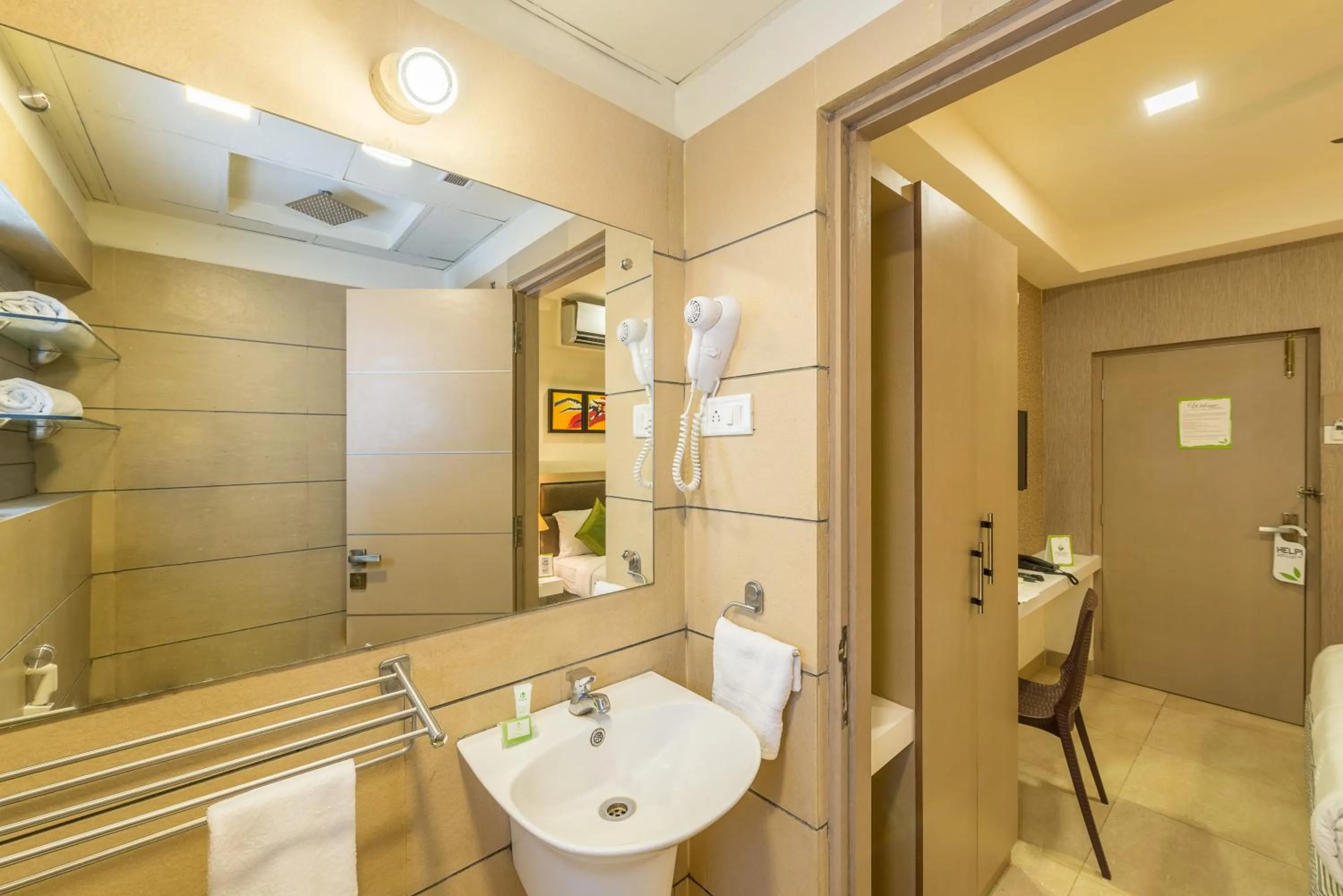 Bathroom in Treebo Nestlay Airport Alandur