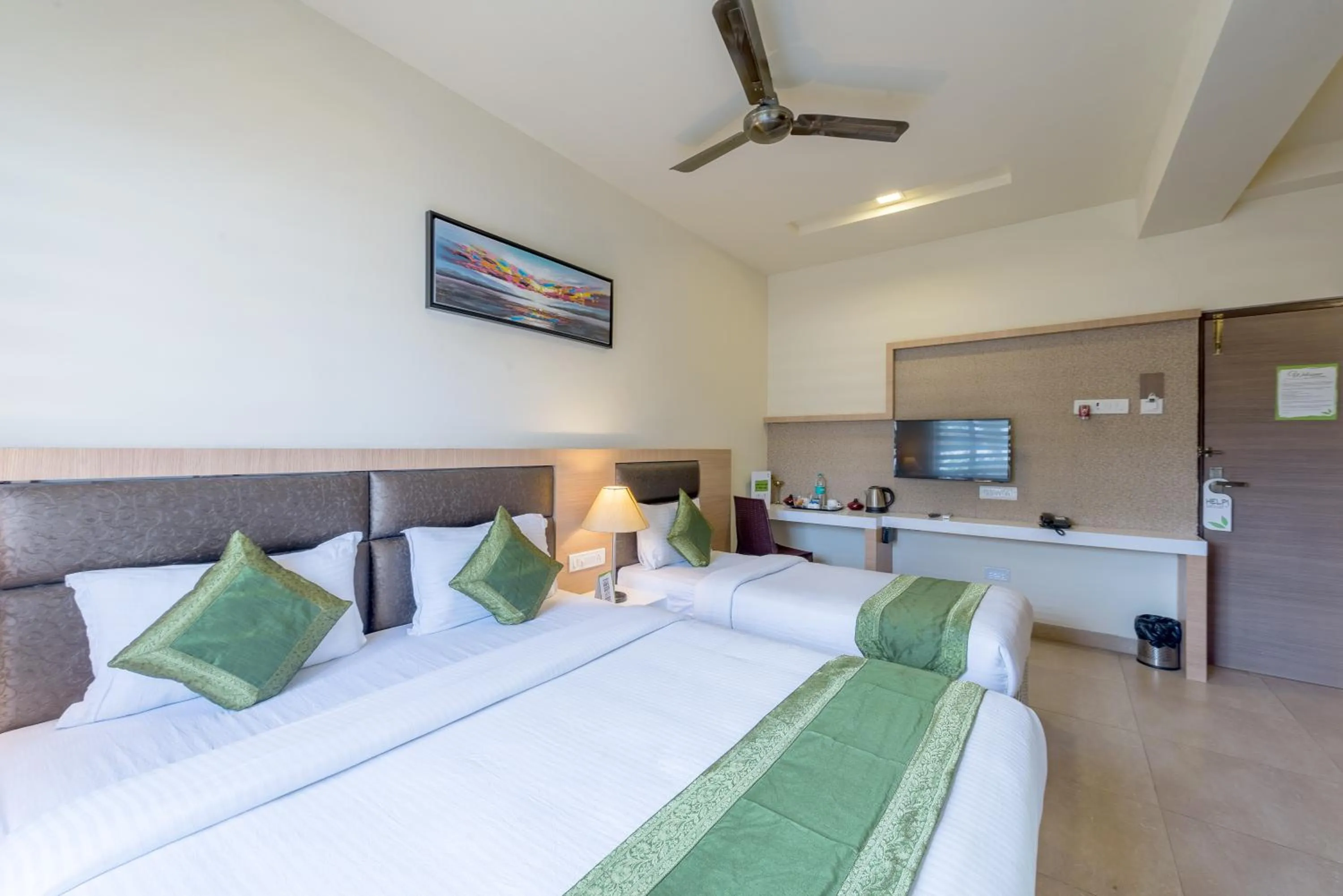 Bedroom, Bed in Treebo Nestlay Airport Alandur
