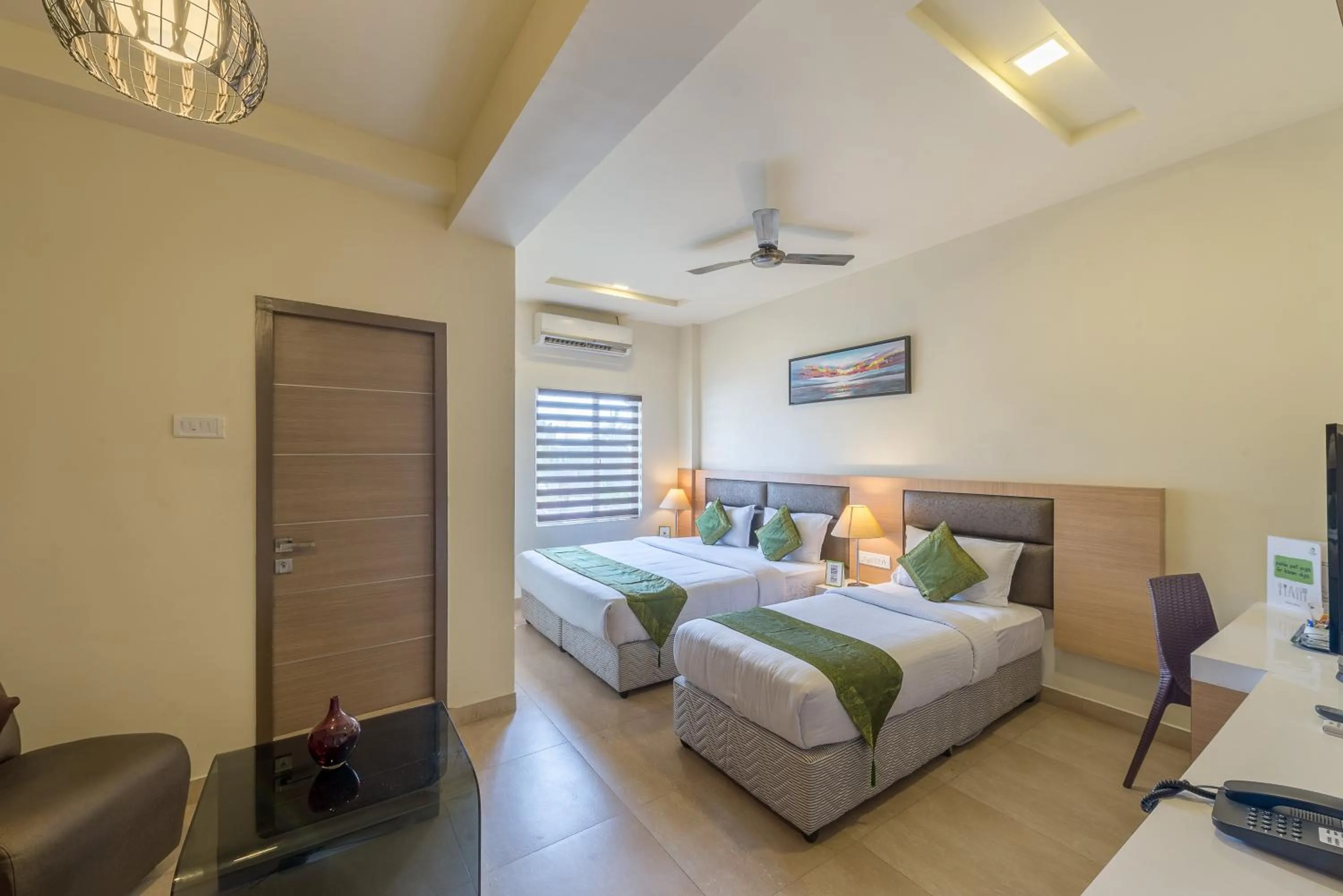 Bedroom, Bed in Treebo Nestlay Airport Alandur