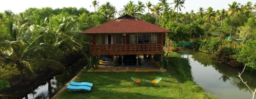 Munroe Eco Camp