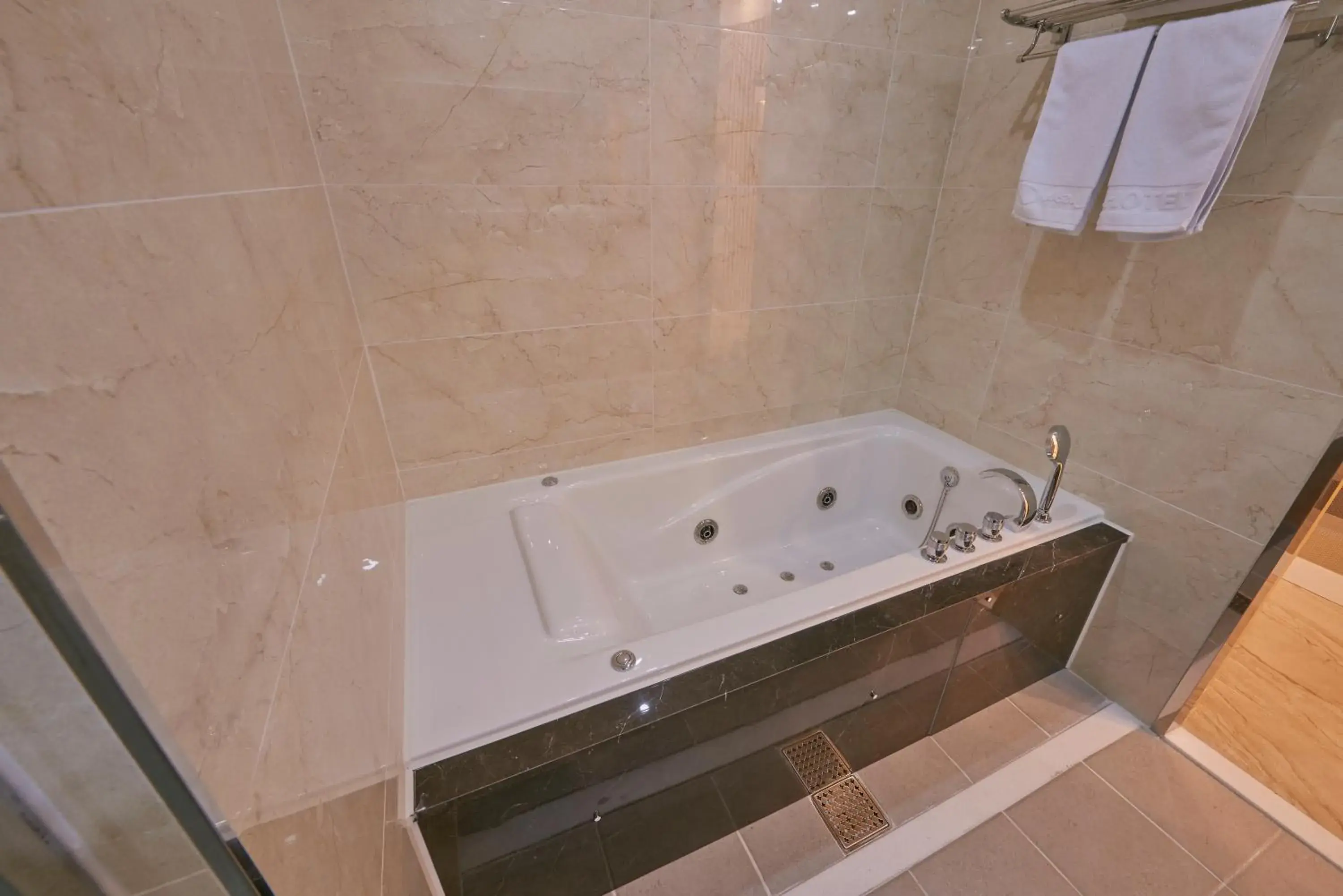 Junior Suite in Dubai Hotel Junior Suite in Dubai Hotel