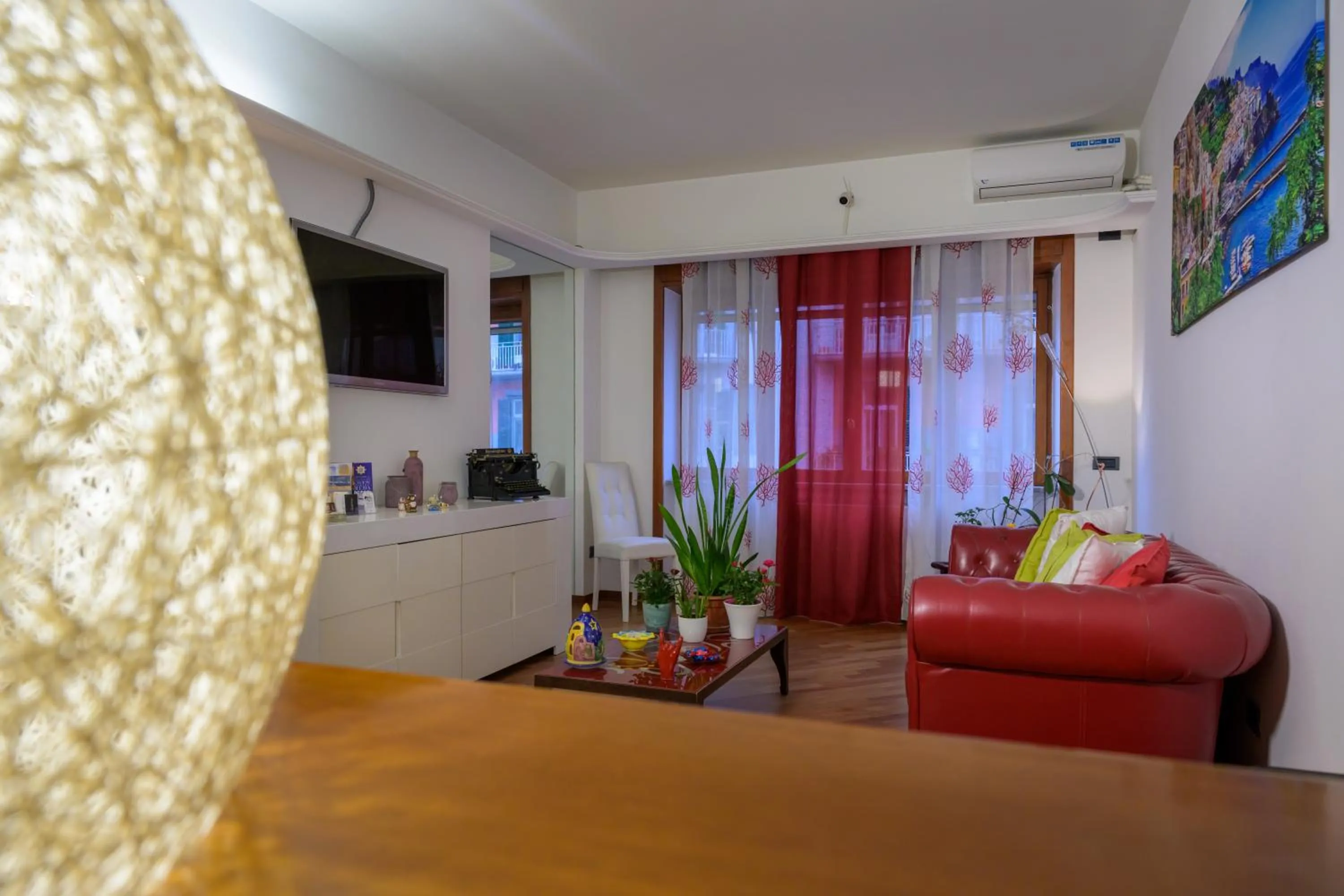 Communal lounge/ TV room in B&B Amalfi Coast Salerno