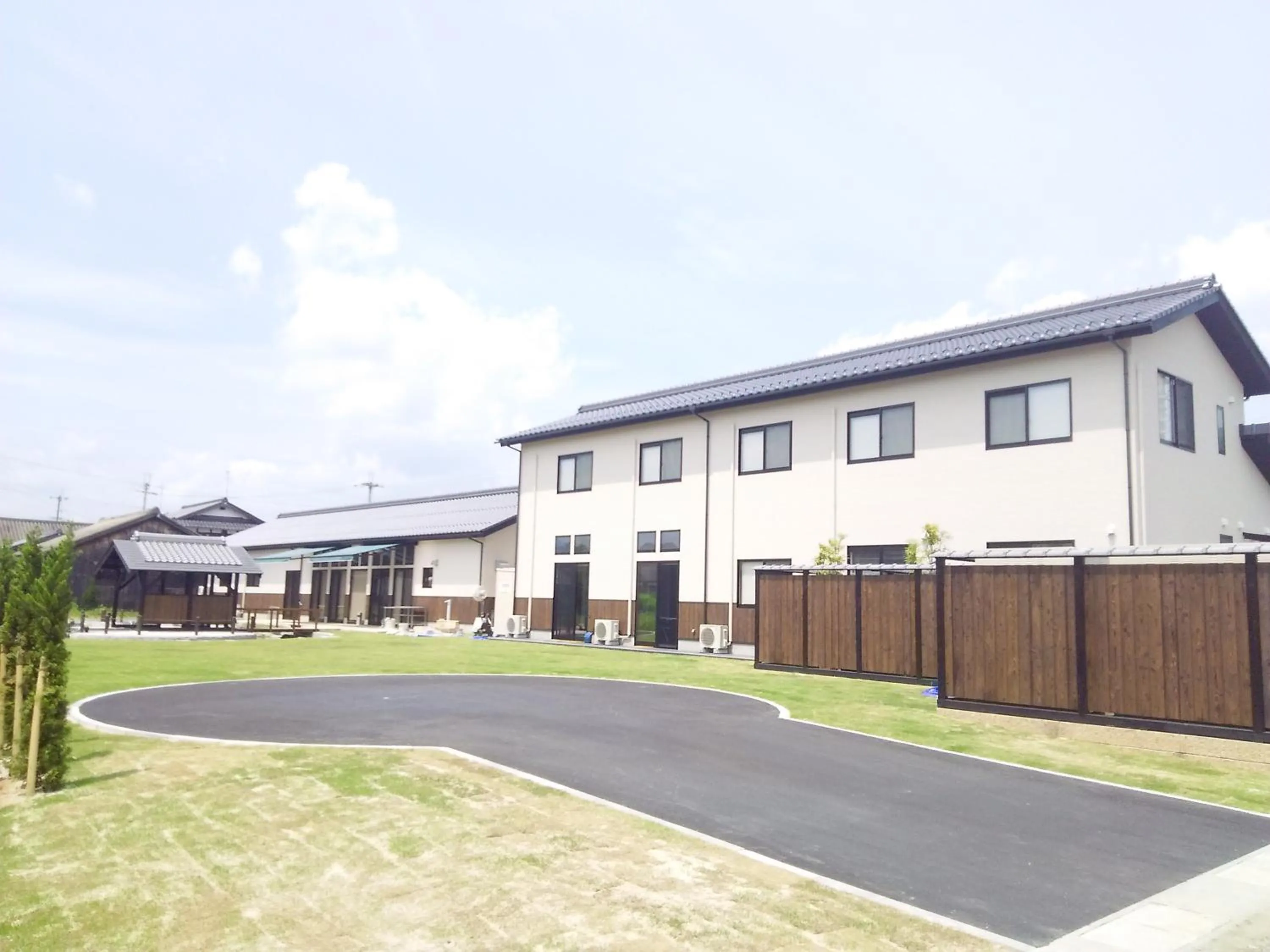 Property building in Racine Home Harie