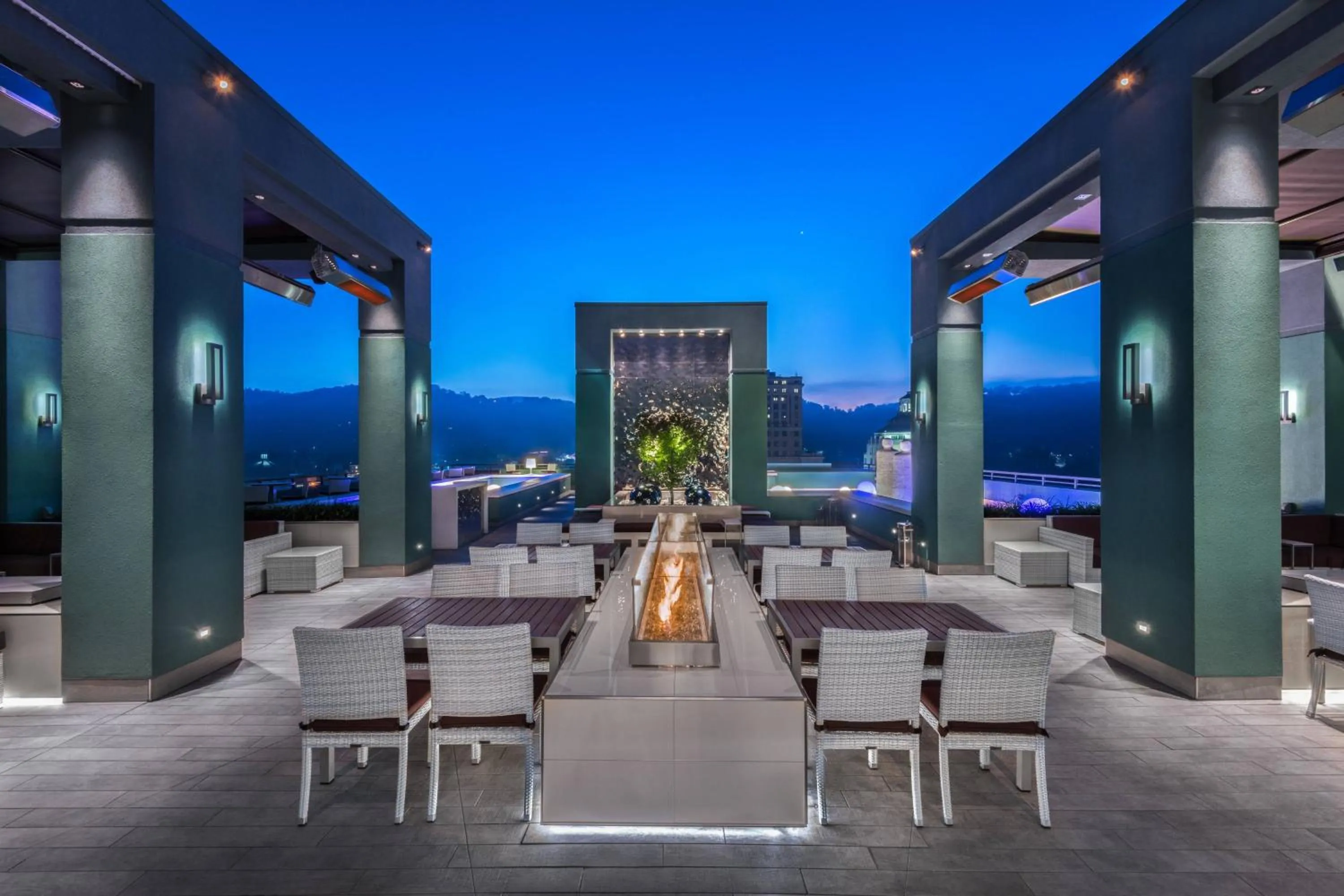 Restaurant/places to eat in AC Hotel Asheville Downtown