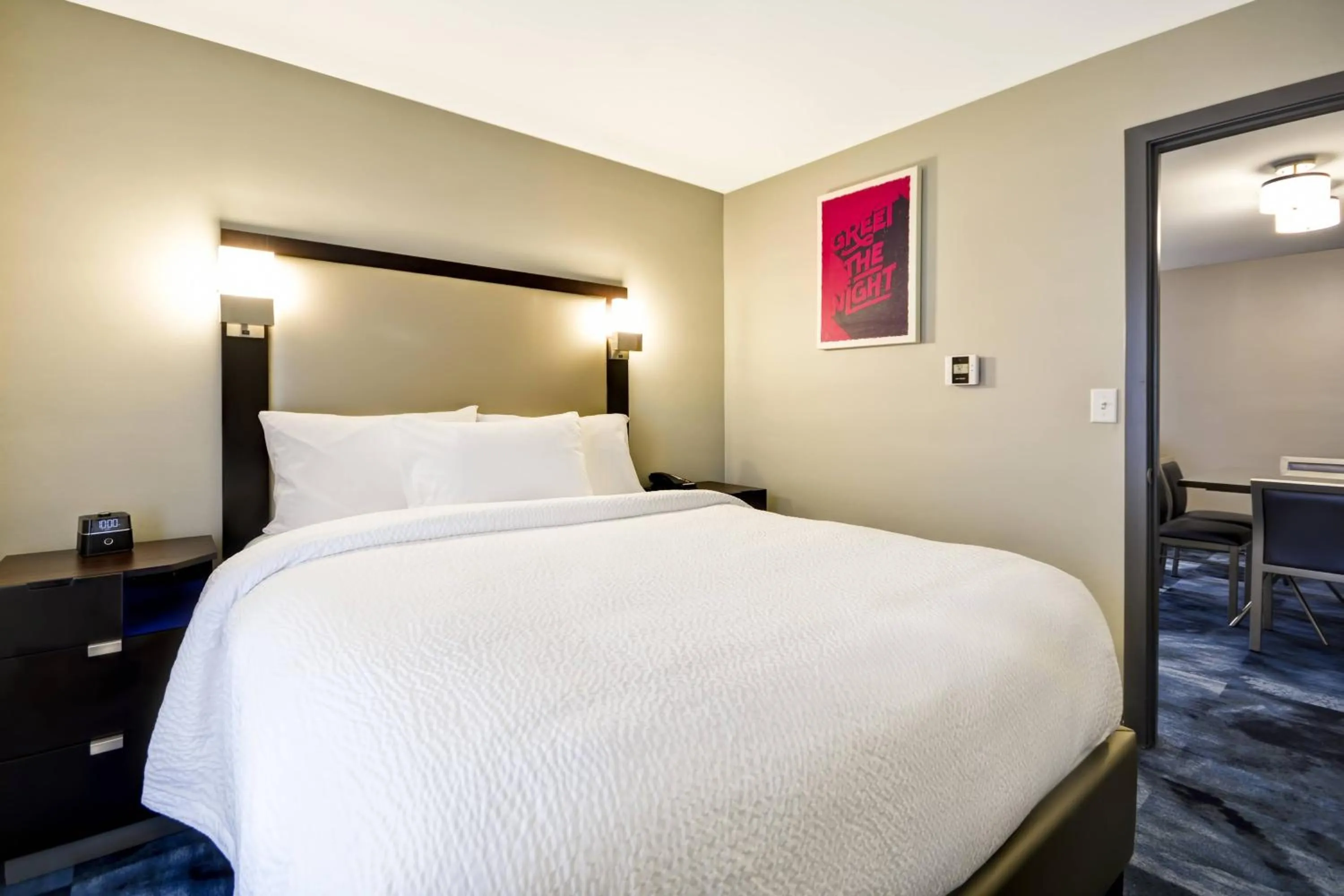 Bedroom, Bed in TownePlace Suites by Marriott Dover Rockaway