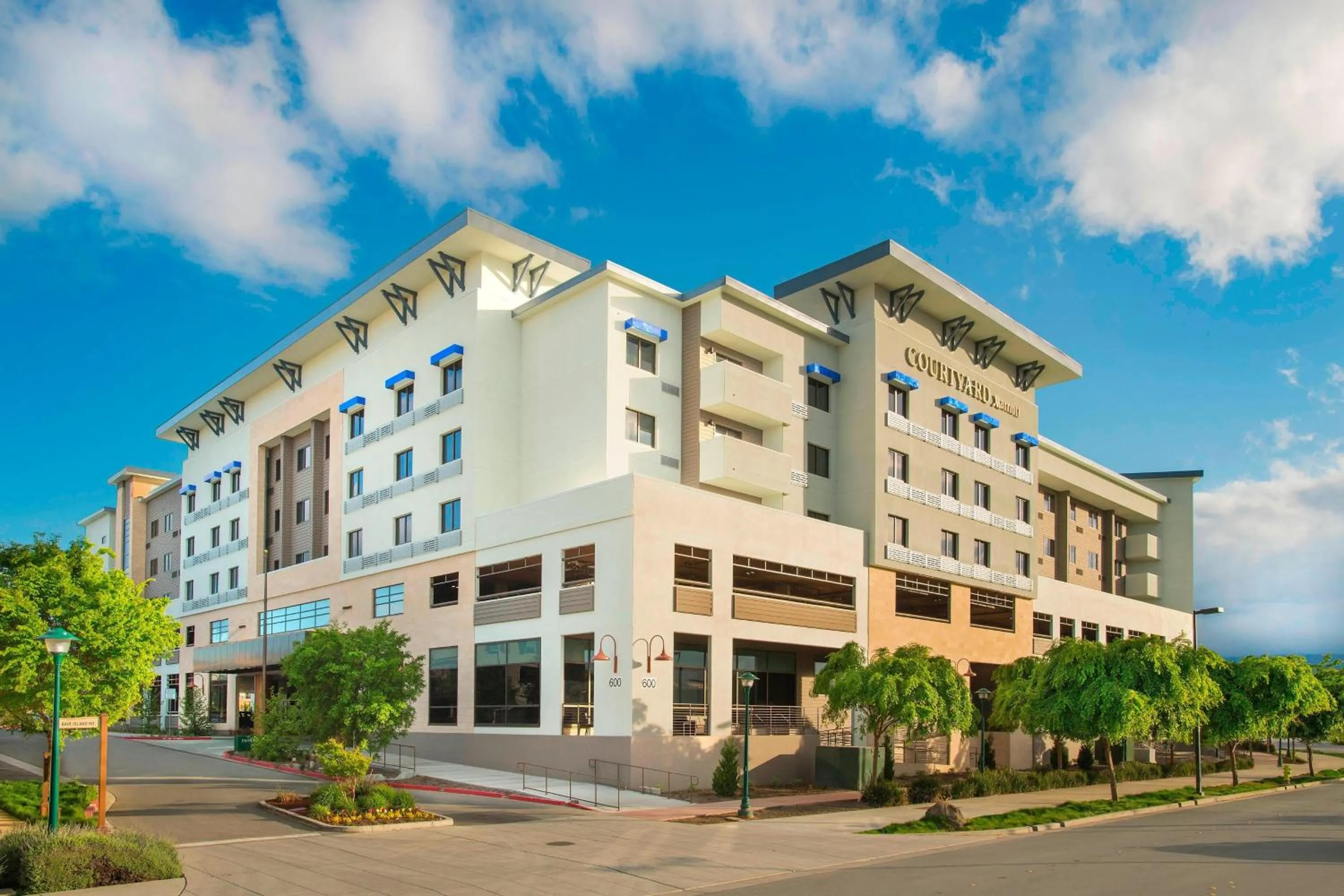 Property building in Courtyard by Marriott Redwood City