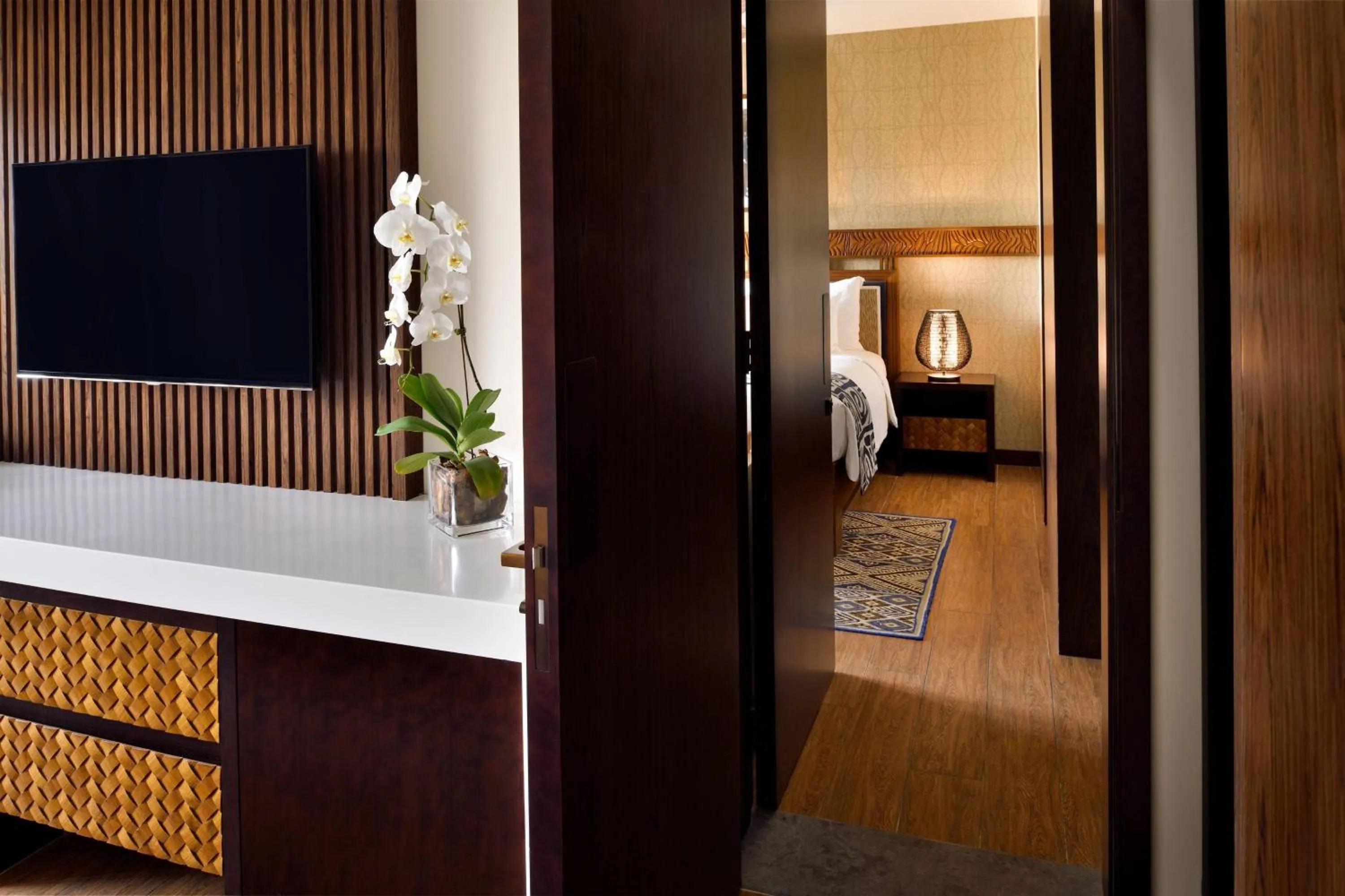 Photo of the whole room, Bed in Lapita, Dubai Parks and Resorts, Autograph Collection