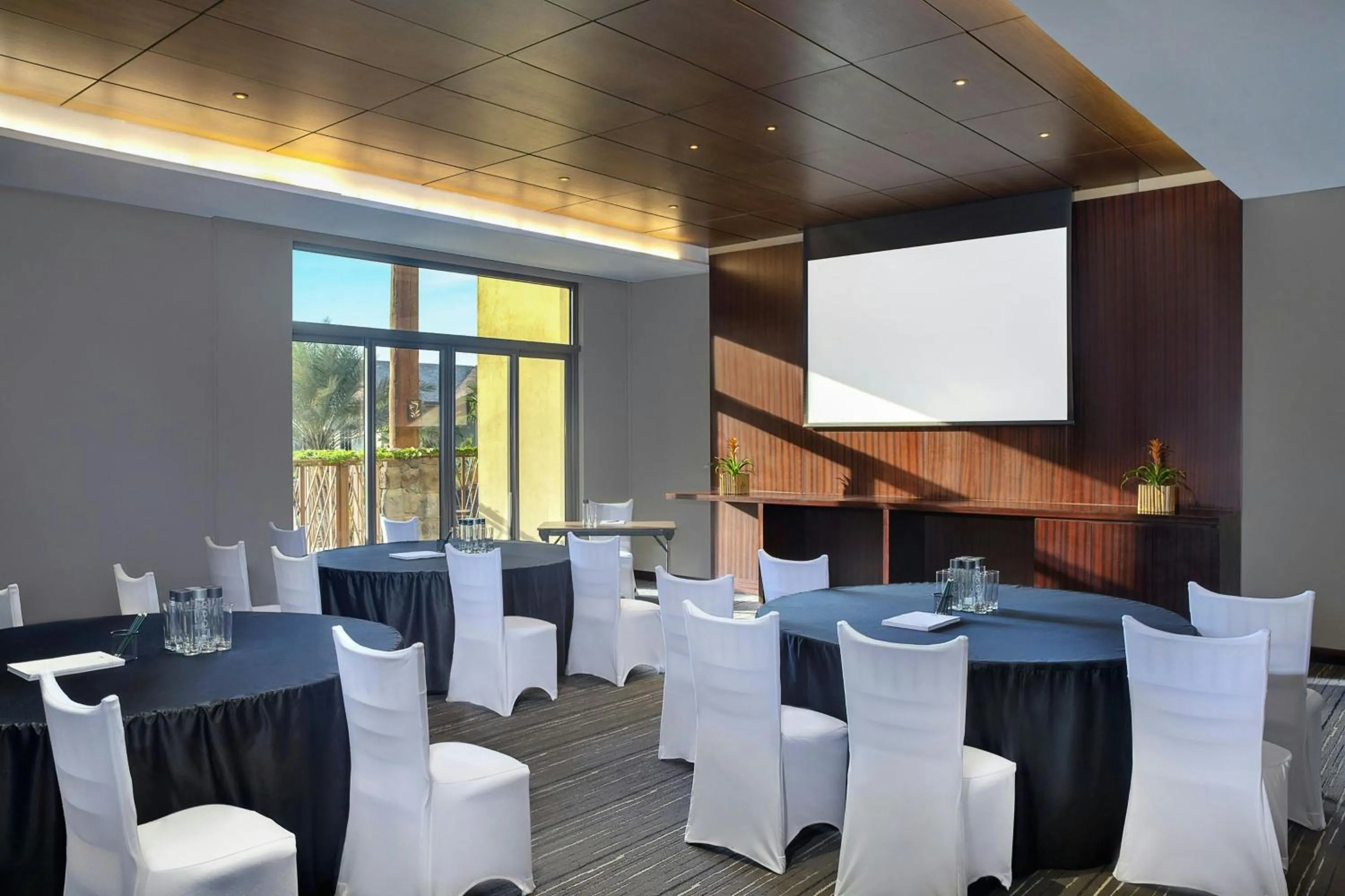 Meeting/conference room in Lapita, Dubai Parks and Resorts, Autograph Collection