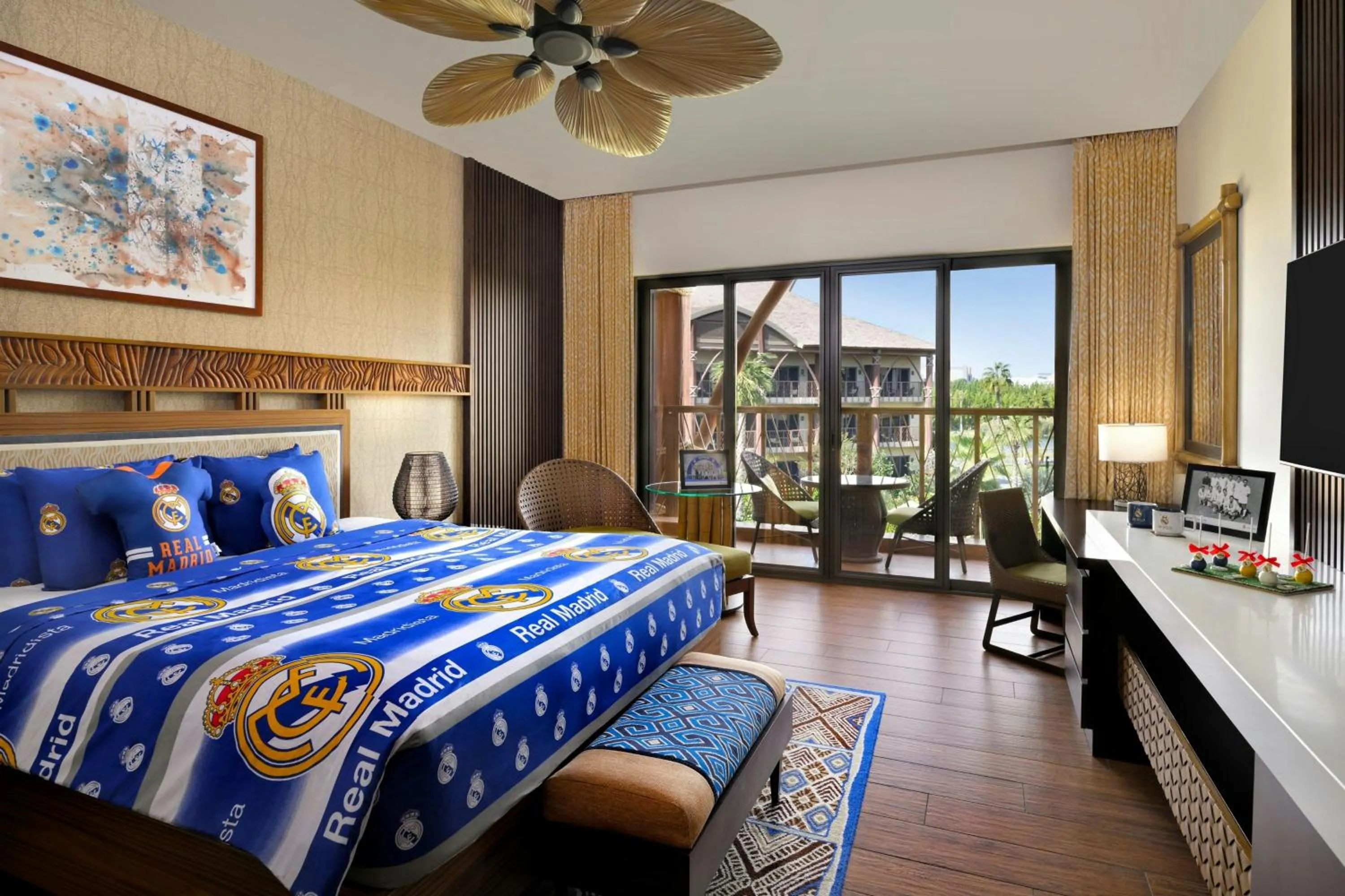 Photo of the whole room, Bed in Lapita, Dubai Parks and Resorts, Autograph Collection