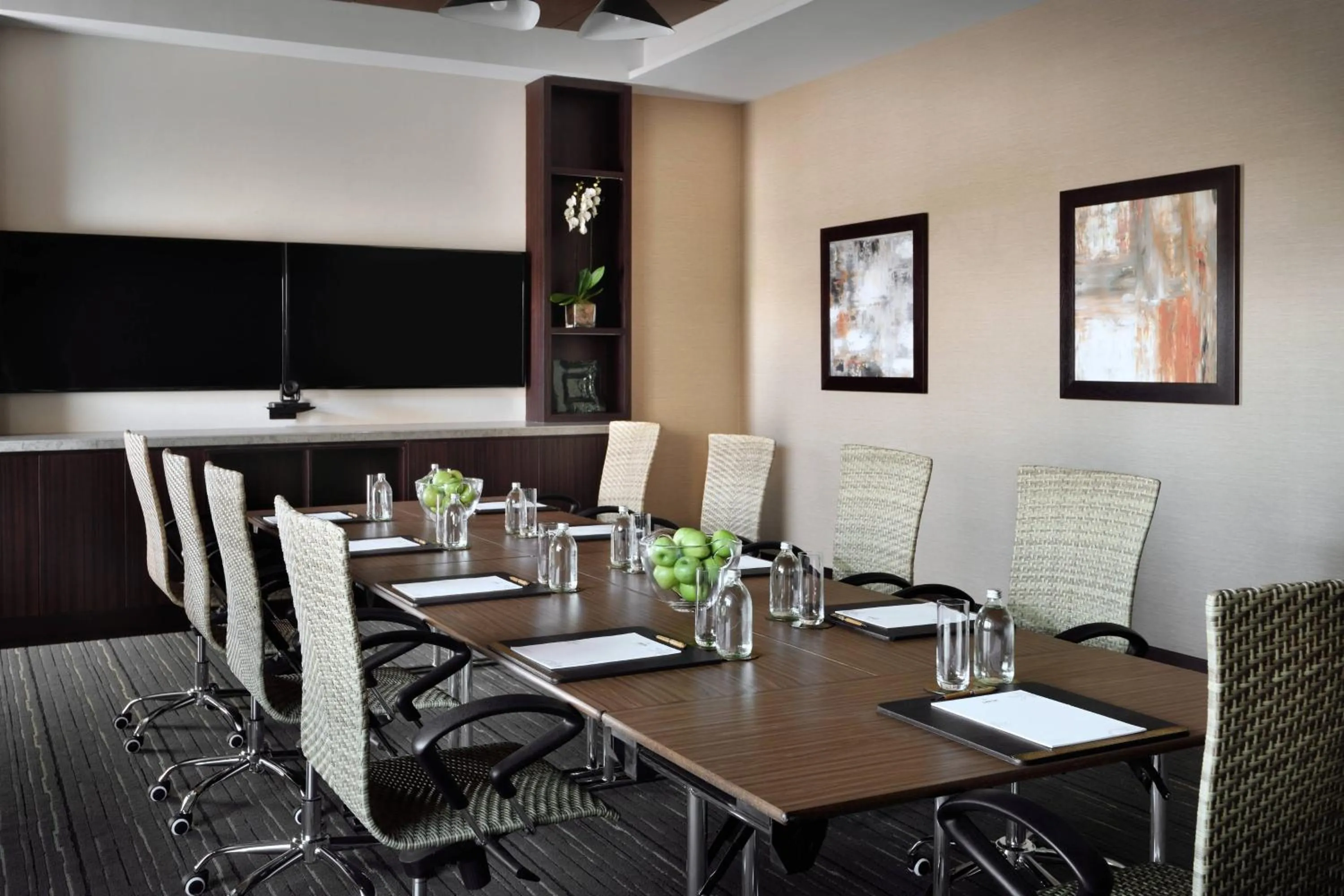 Meeting/conference room in Lapita, Dubai Parks and Resorts, Autograph Collection
