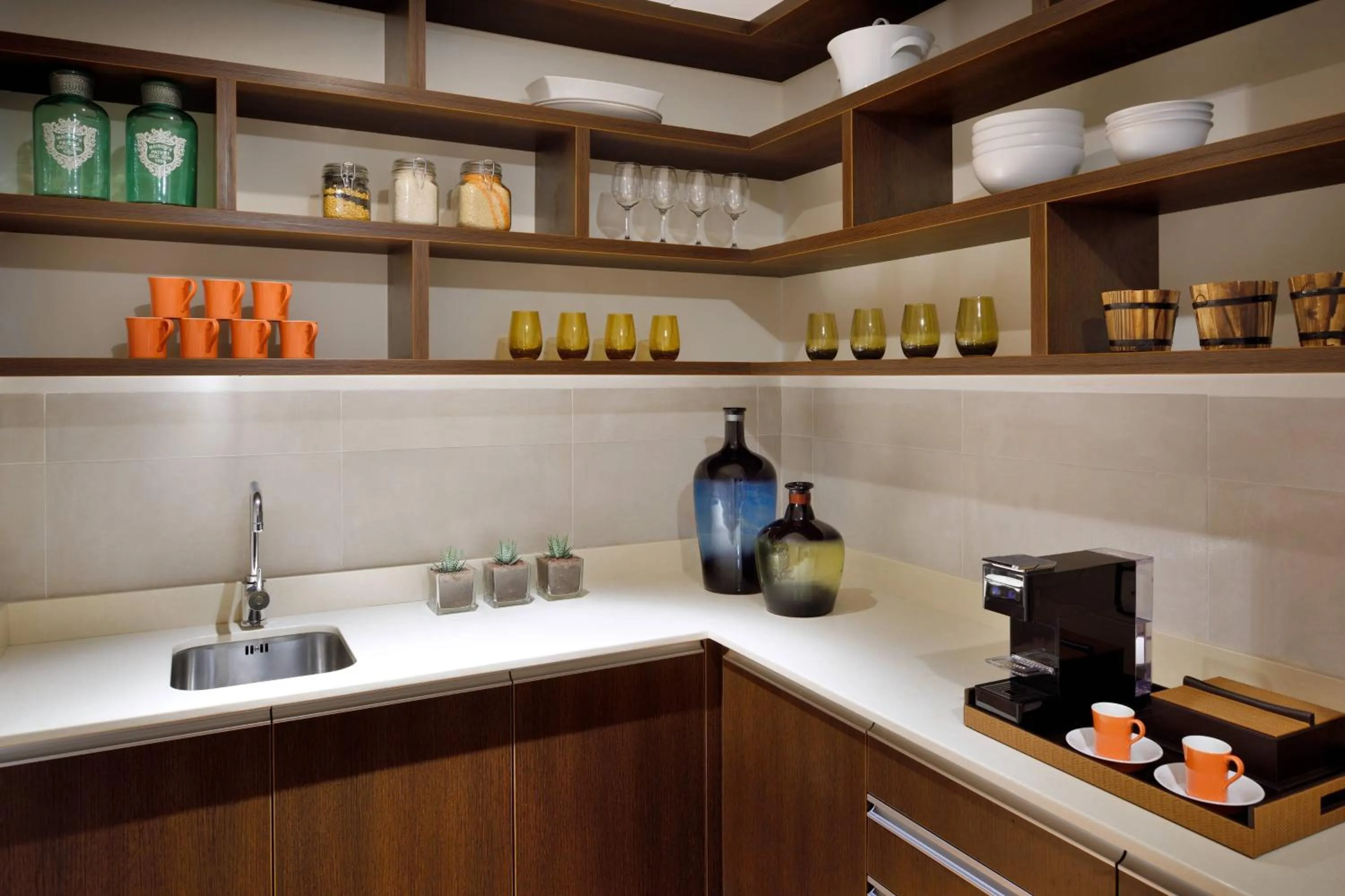 Kitchen or kitchenette in Lapita, Dubai Parks and Resorts, Autograph Collection