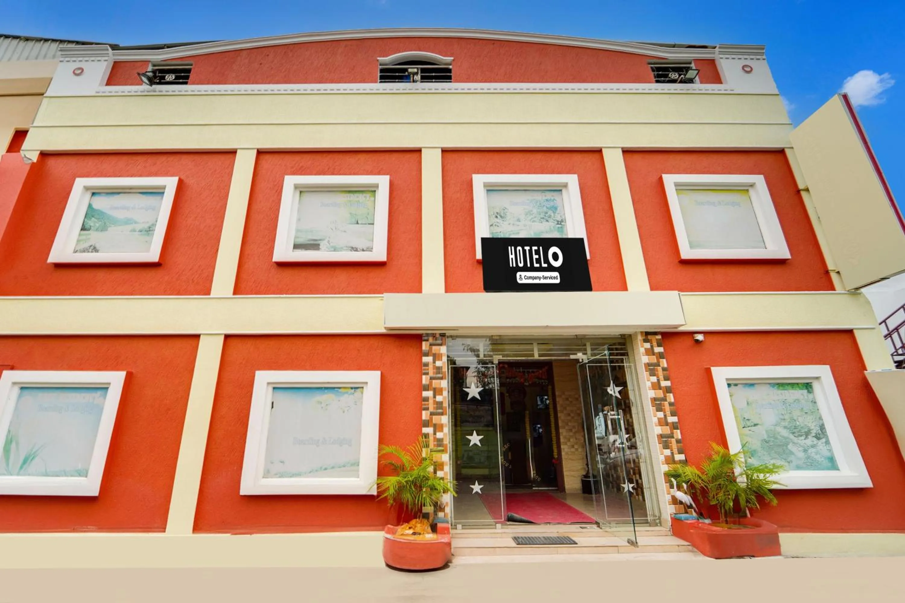 Facade/entrance in Super Hotel O Airport Road Coimbatore