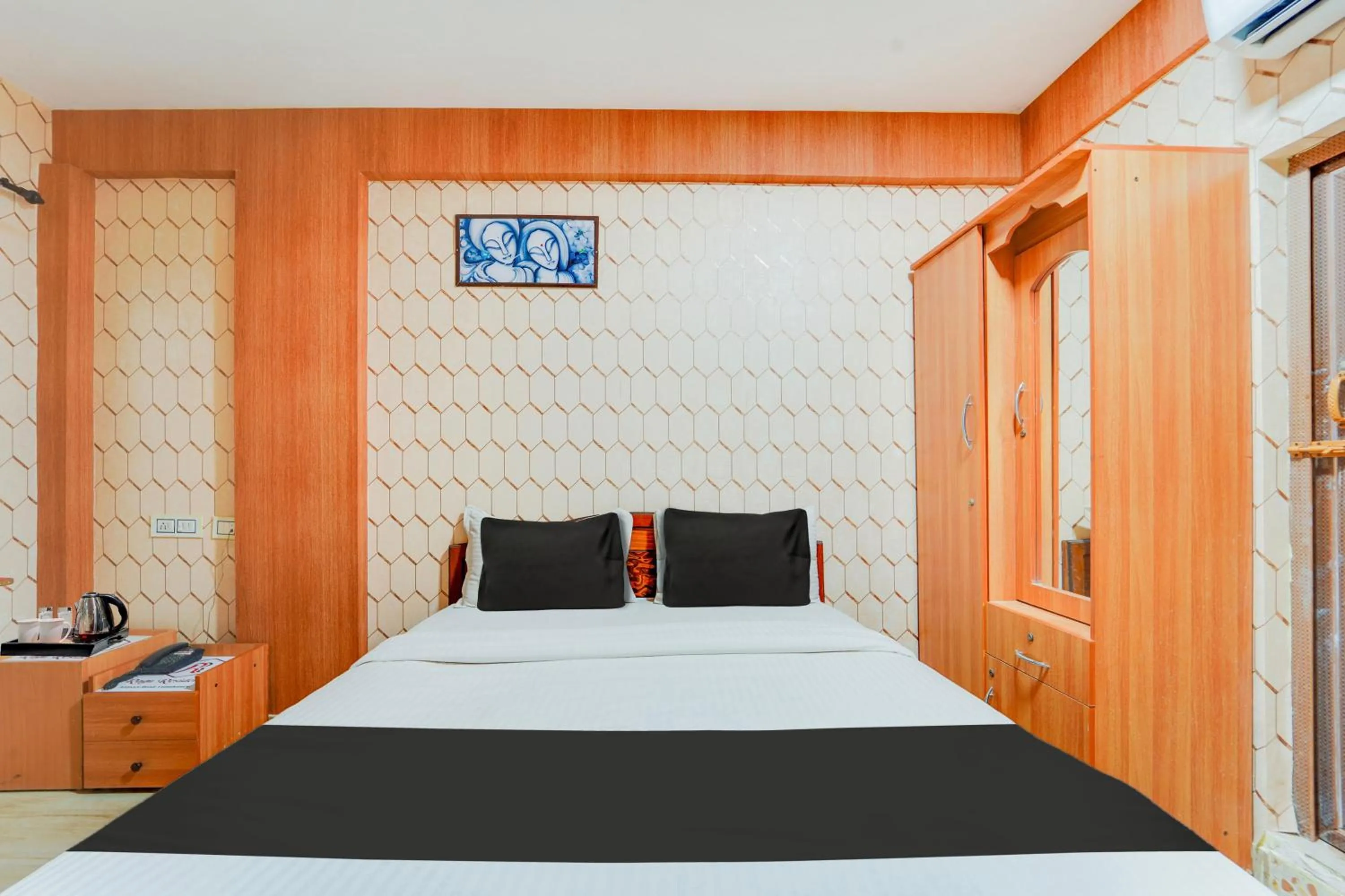 Bedroom, Bed in Super Hotel O Airport Road Coimbatore