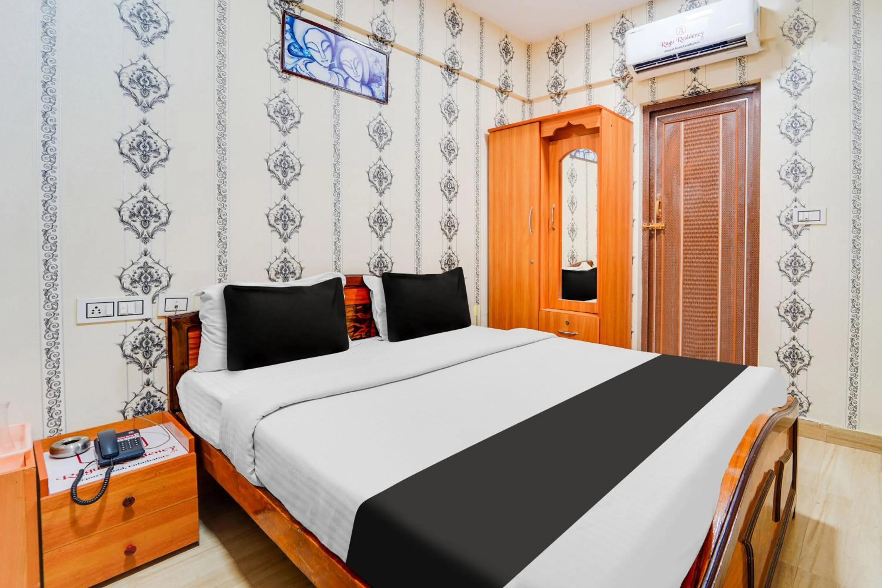 Bedroom, Bed in Super Hotel O Airport Road Coimbatore