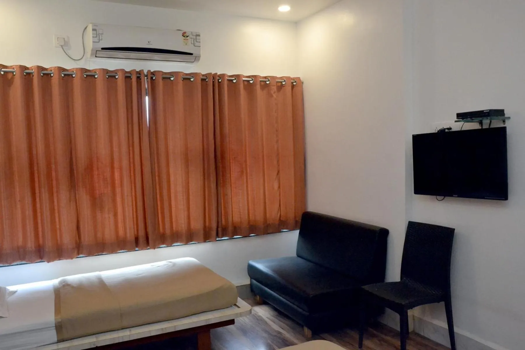 Photo of the whole room, Bed in Hotel Raj