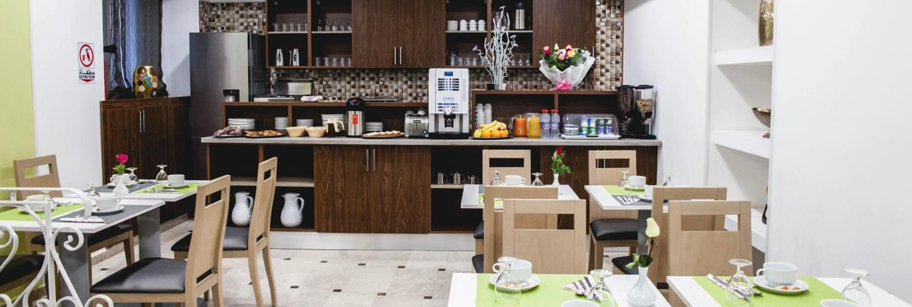 Restaurant/places to eat in City Hotel Alger