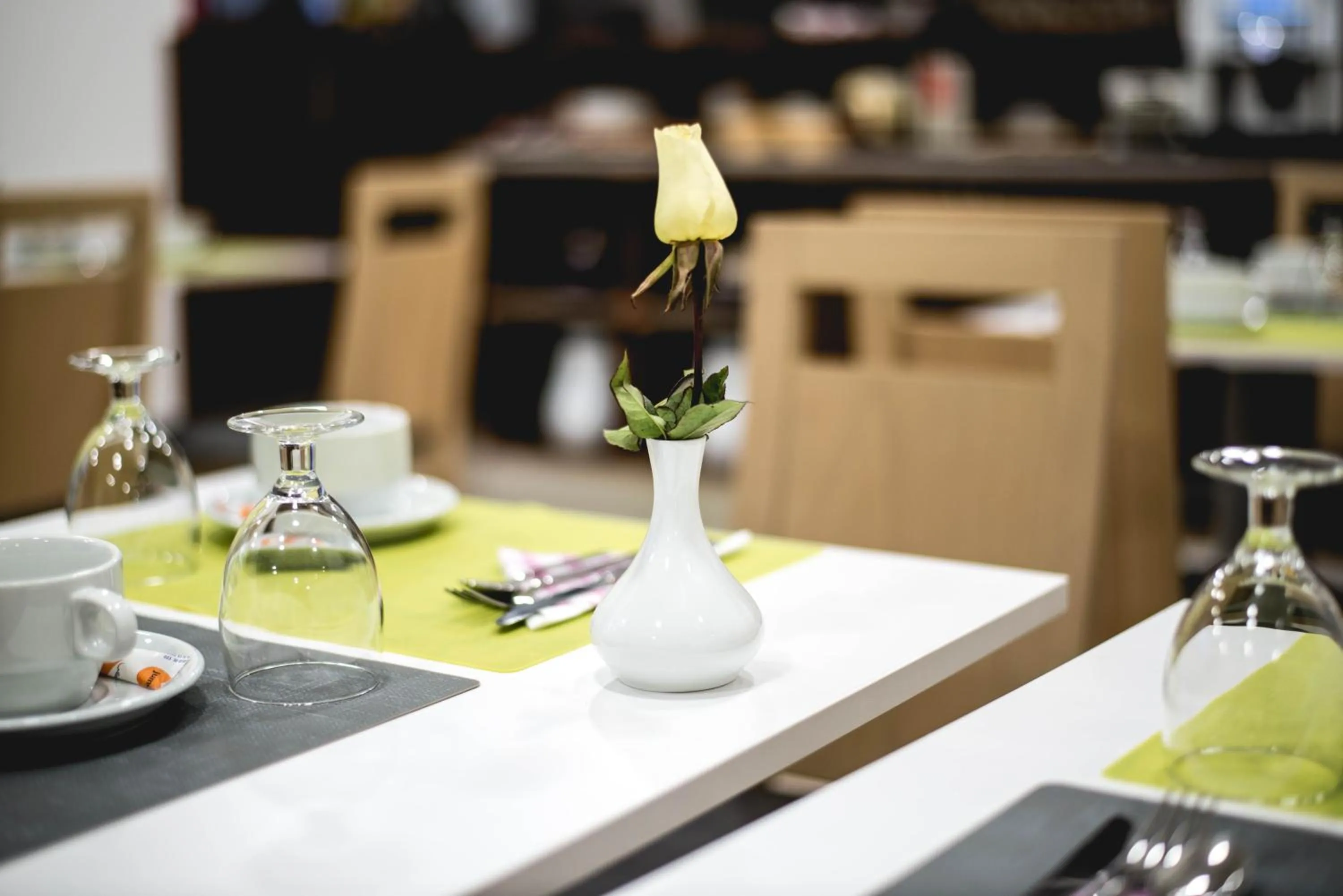 Restaurant/places to eat in City Hotel Alger