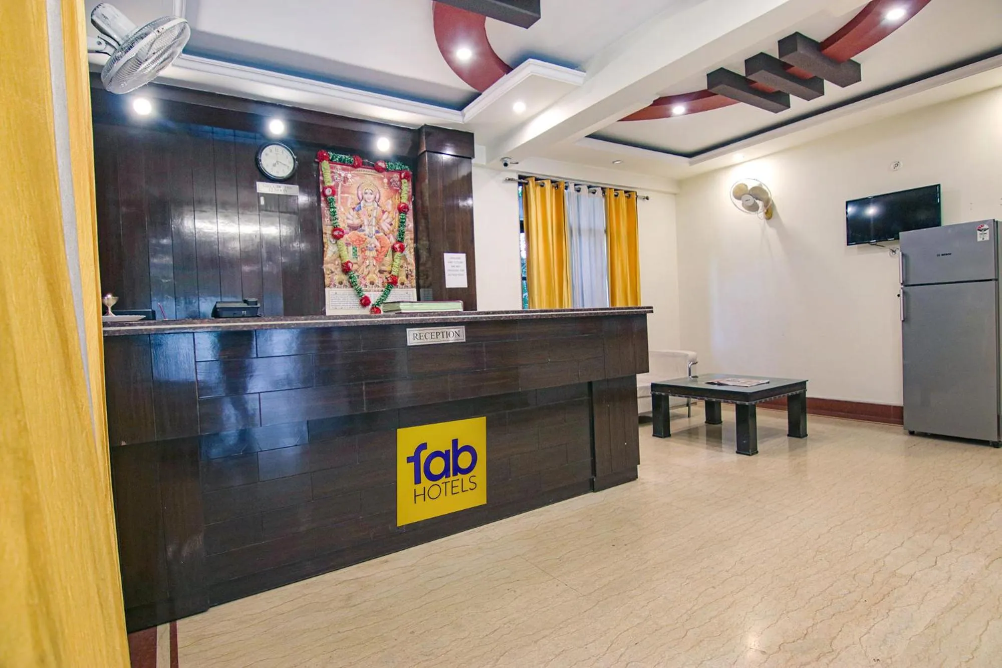 Lobby or reception in FabHotel City Palace