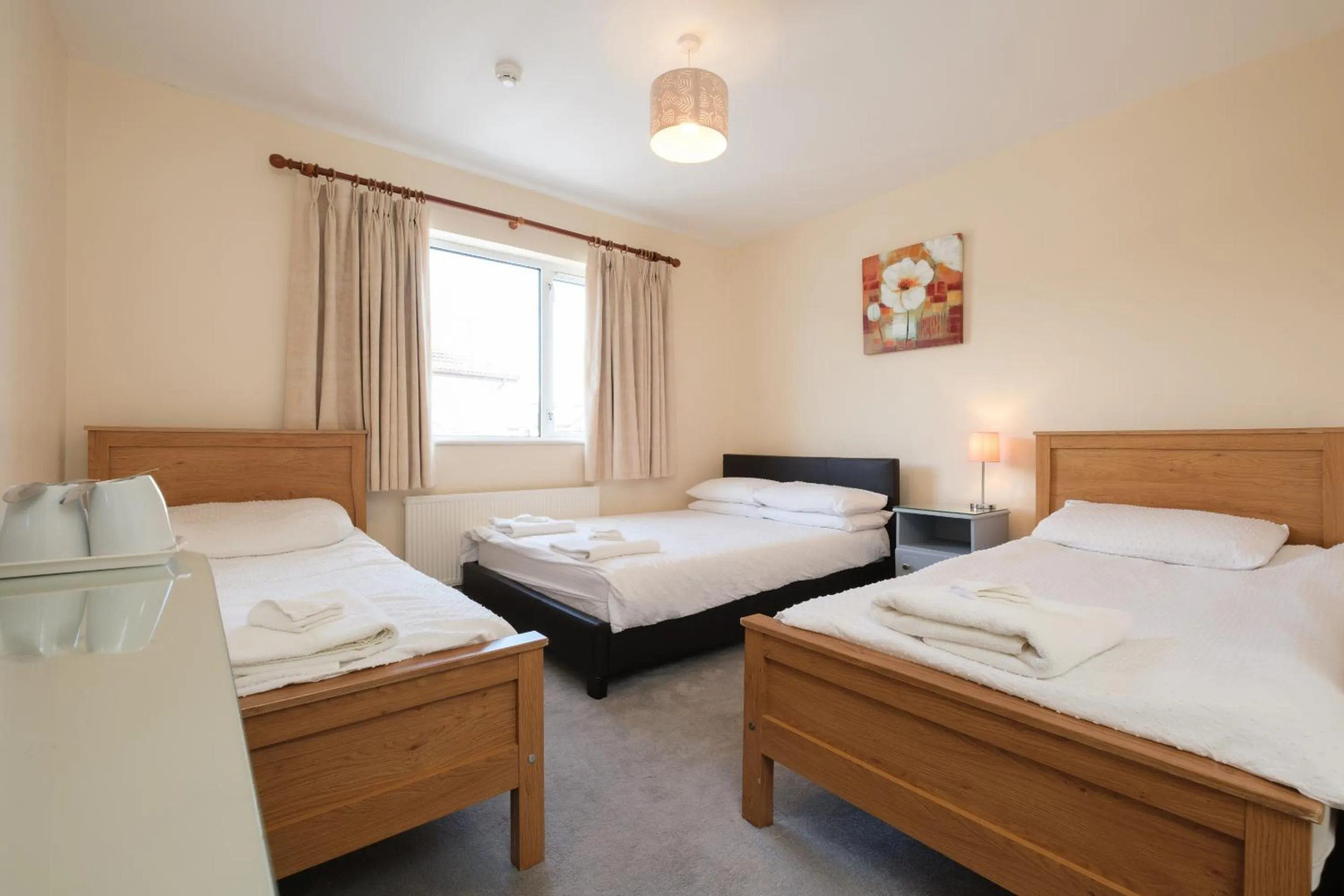 Bedroom, Bed in Four Seasons B&B