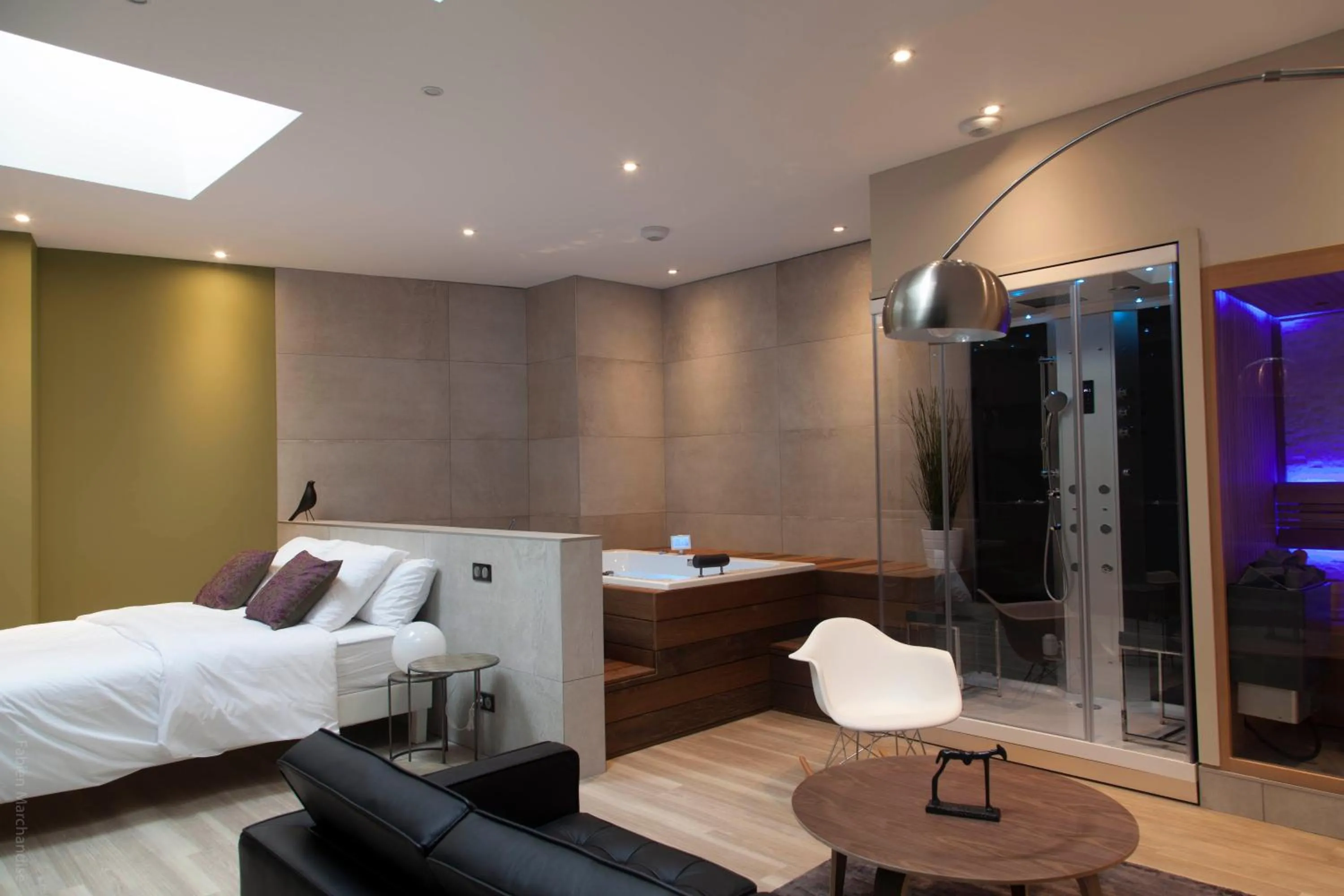 One-Bedroom Apartment with Private Spa in My Spa