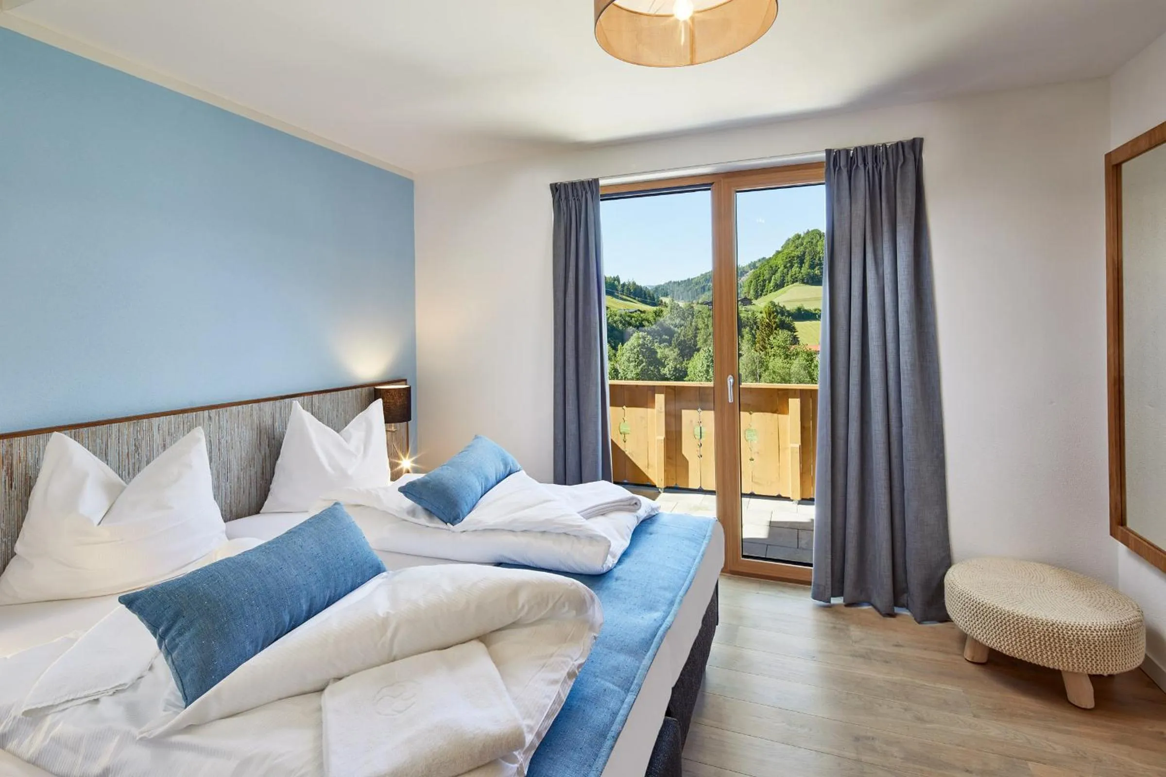 Day, Bed in Residenz Drachenstein Wildschönau