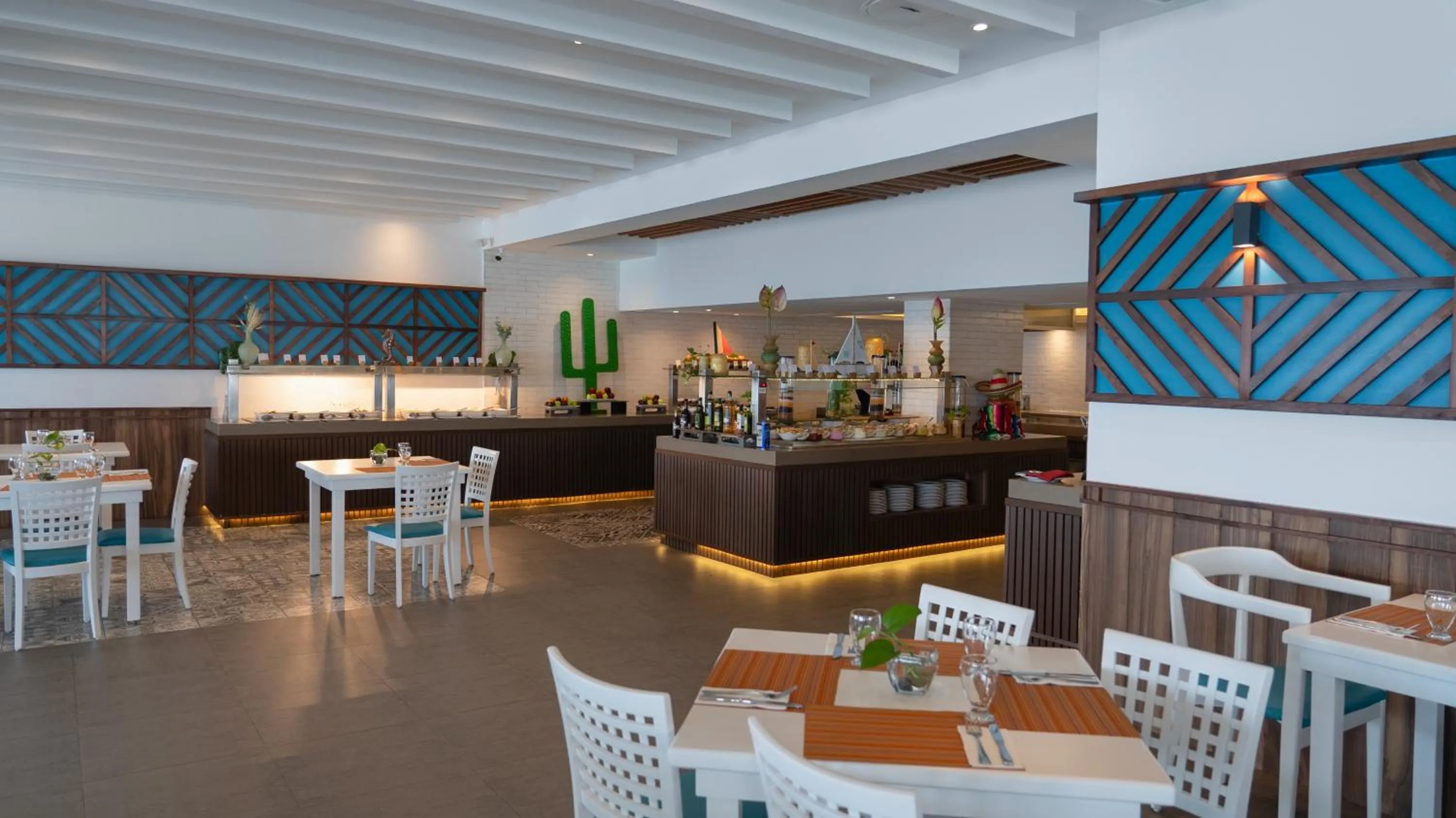 Restaurant/places to eat in Oleo Cancun Playa All Inclusive Resort