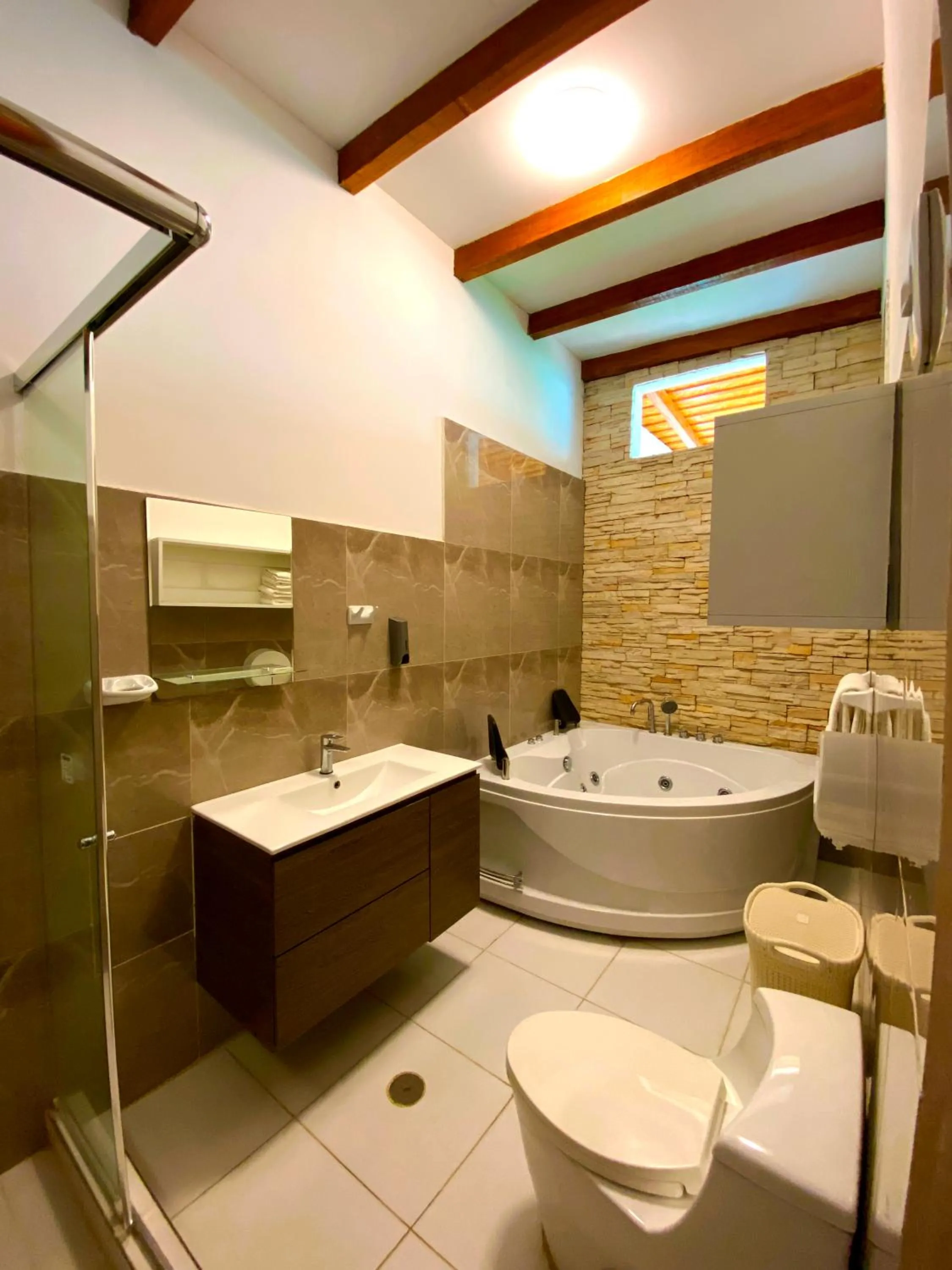Bathroom in Hotel Resort Thiago