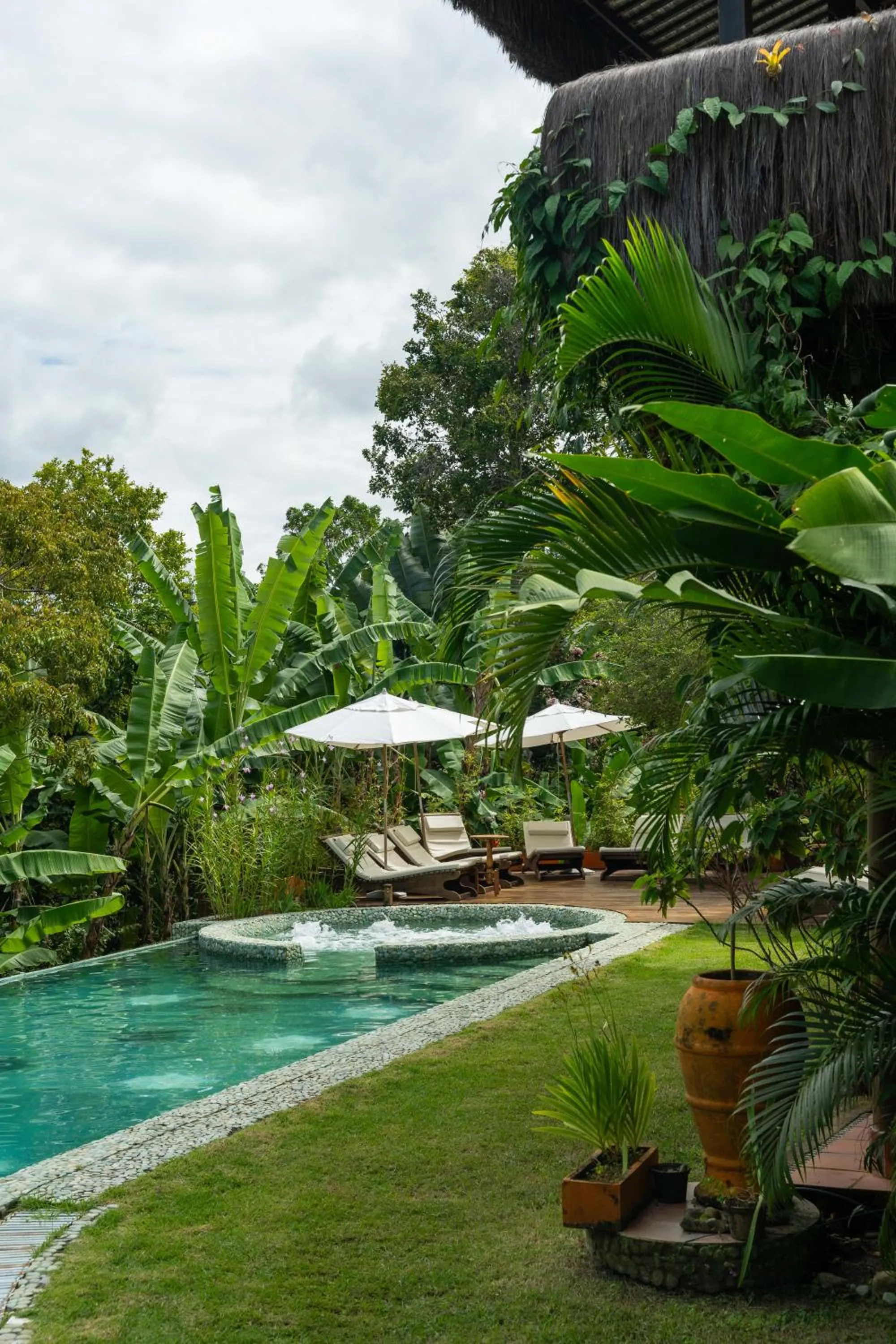 Swimming pool in Sagui Boutique Hotel