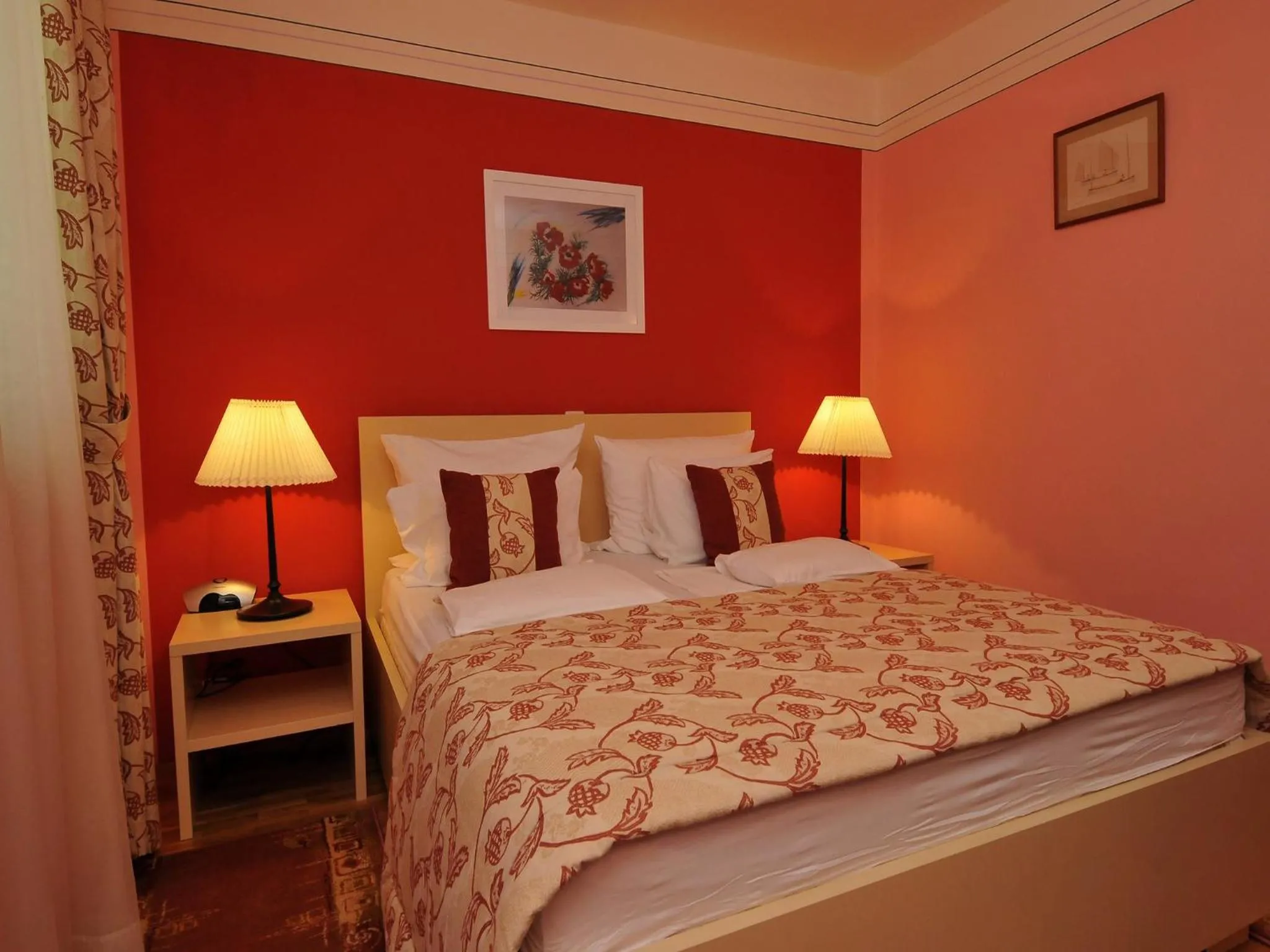 Photo of the whole room, Bed in Hotel Haus Am Meer Cavtat