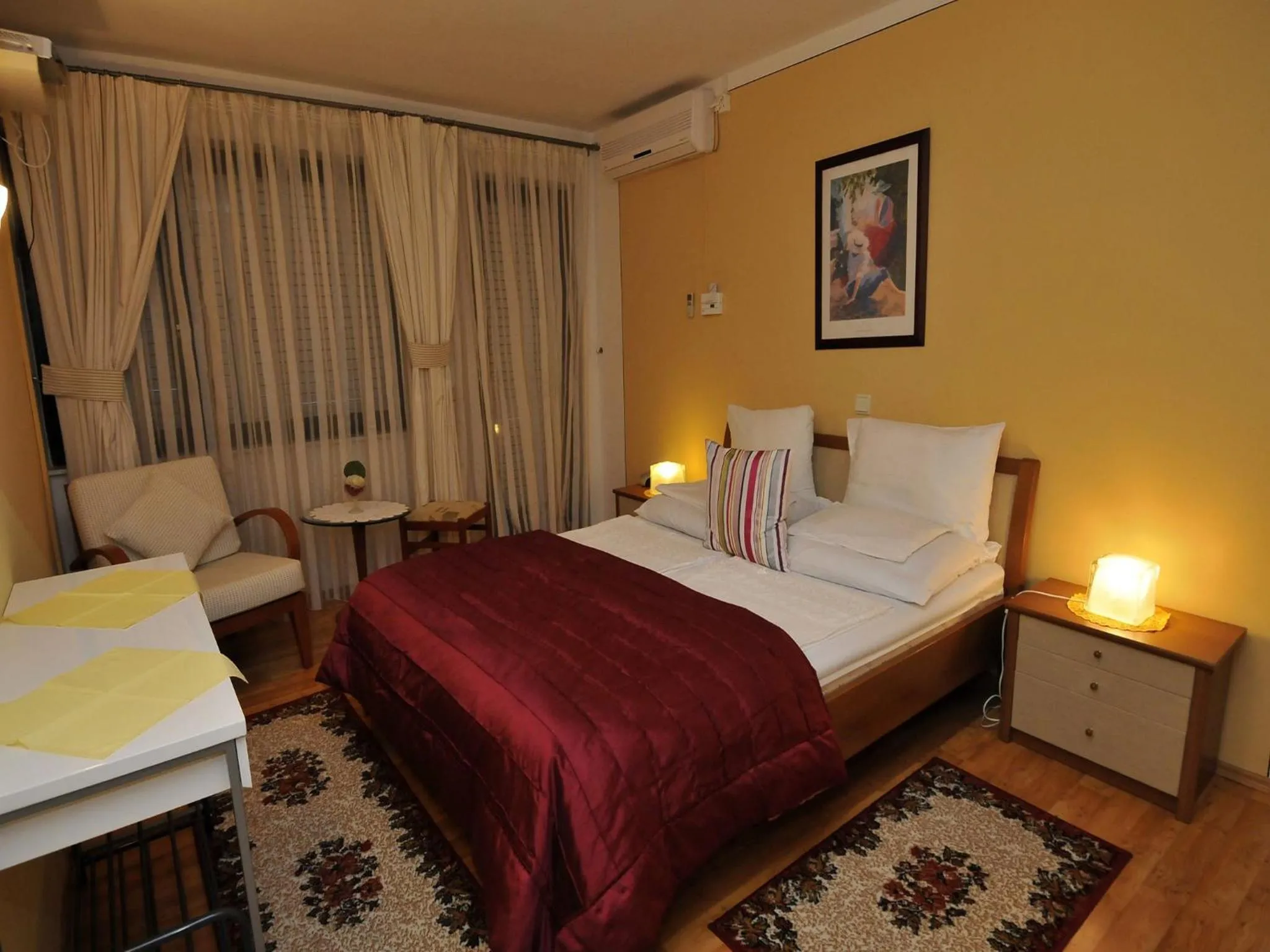 Photo of the whole room, Bed in Hotel Haus Am Meer Cavtat
