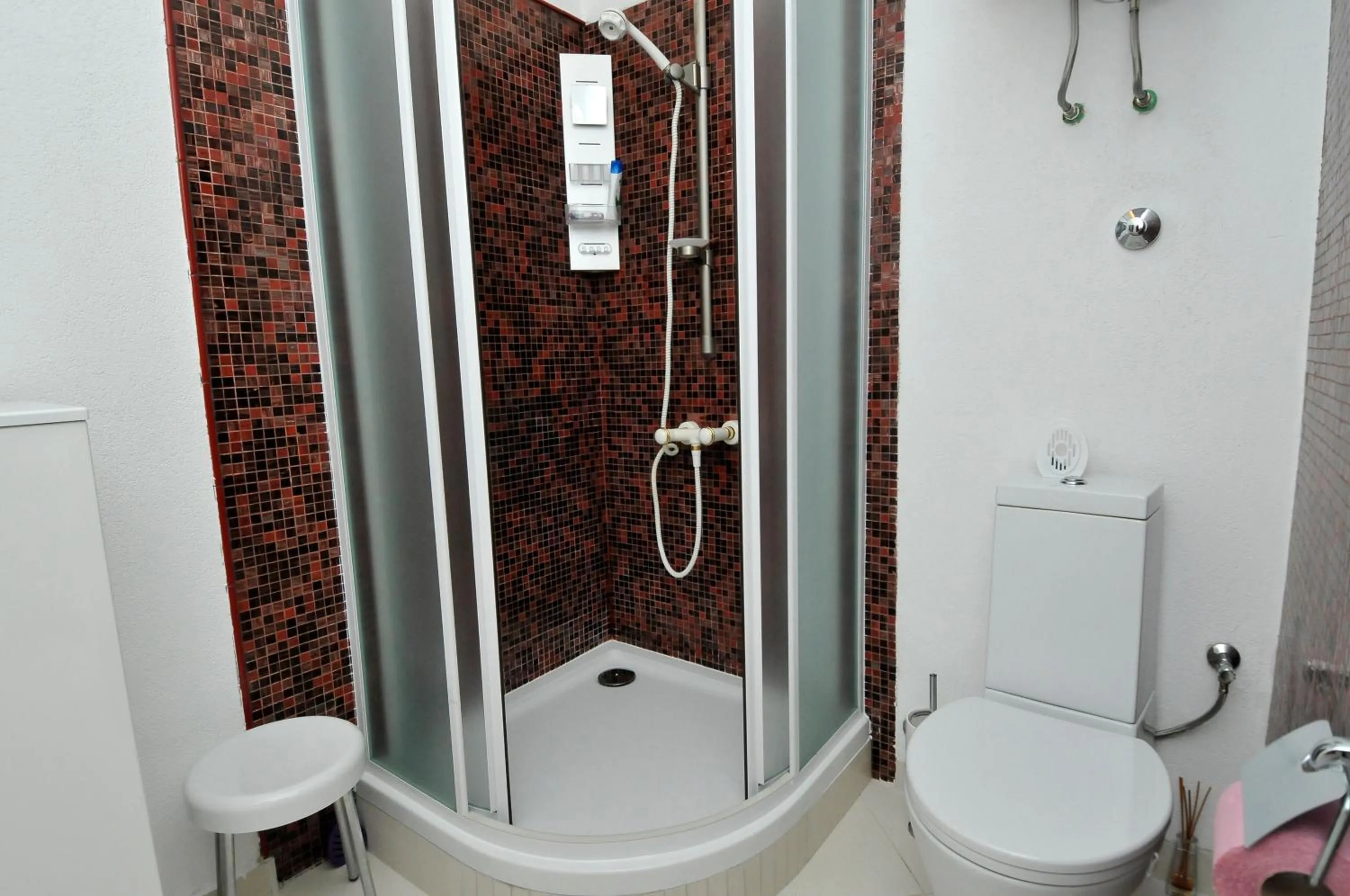 Bathroom in Hotel Haus Am Meer Cavtat
