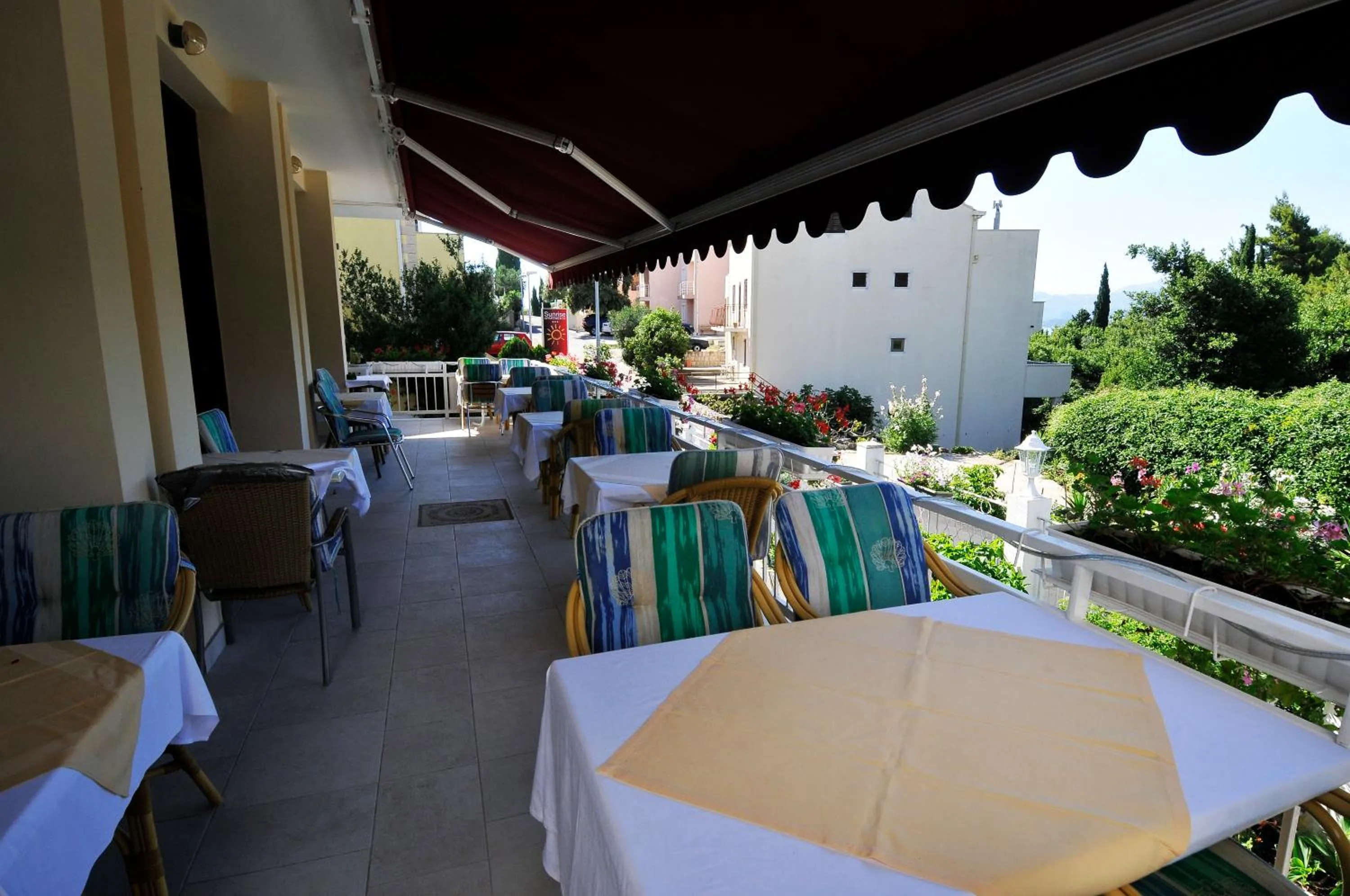Patio in Hotel Haus Am Meer Cavtat