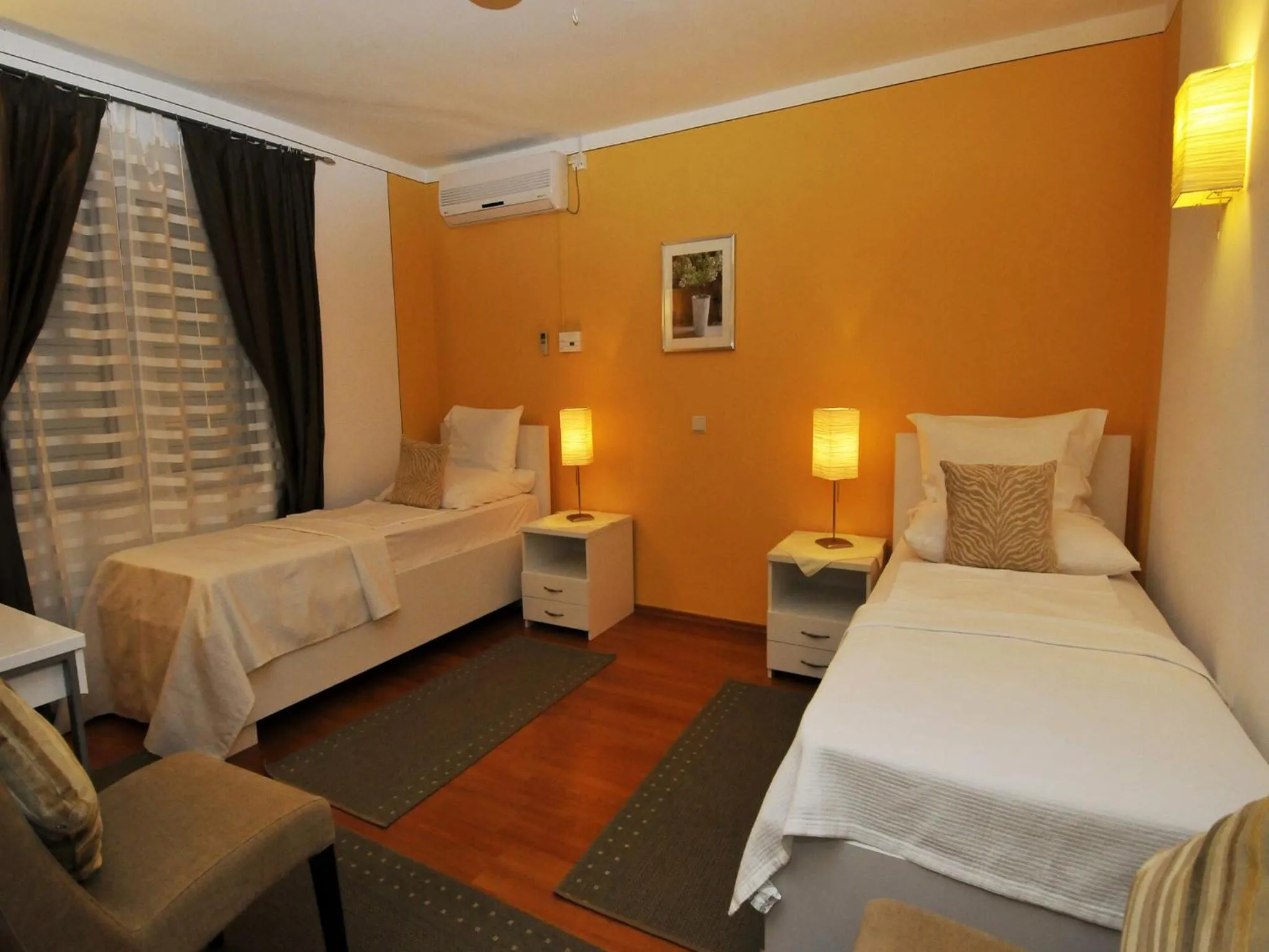 Photo of the whole room, Bed in Hotel Haus Am Meer Cavtat