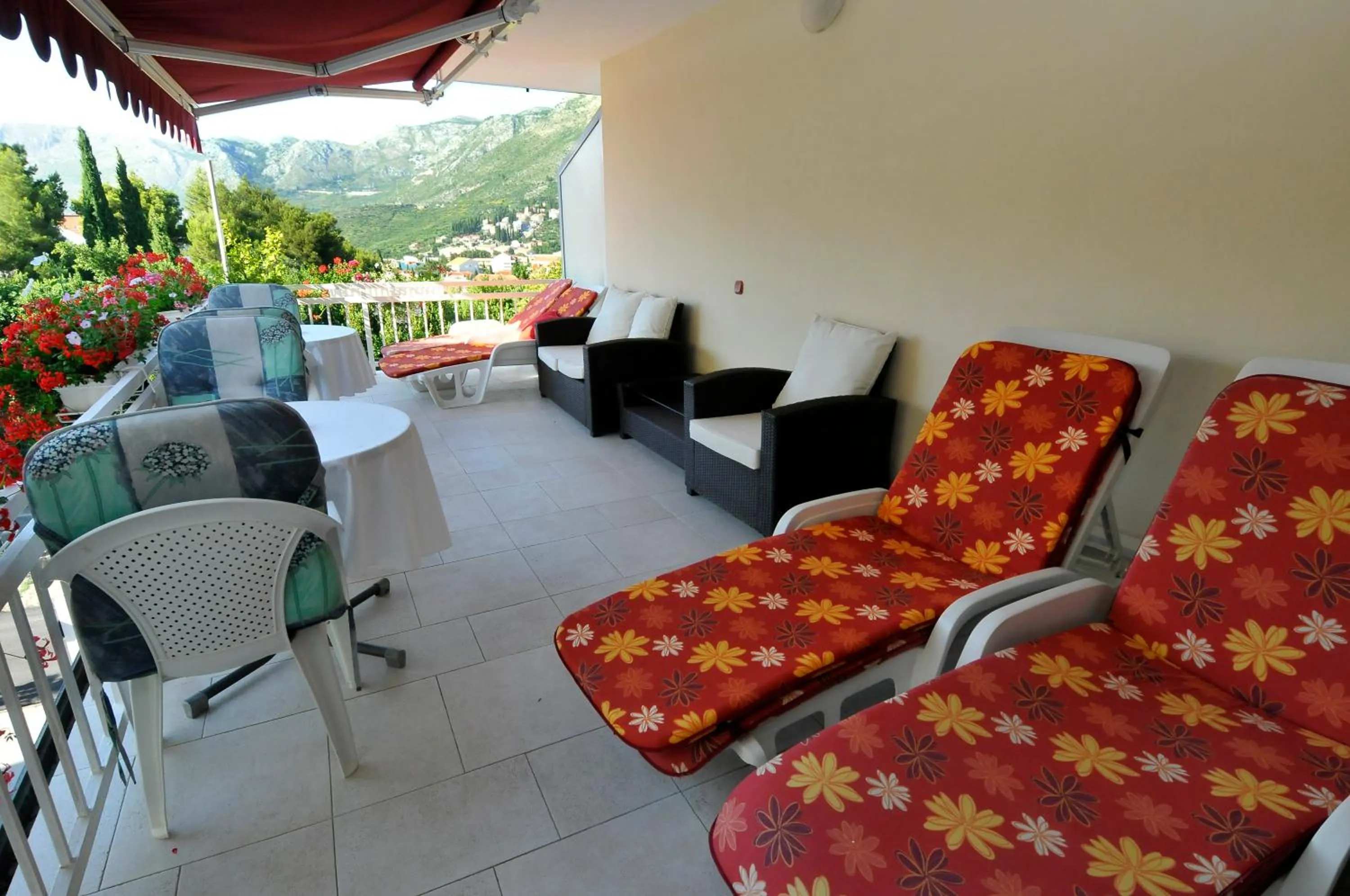 Balcony/Terrace in Hotel Haus Am Meer Cavtat