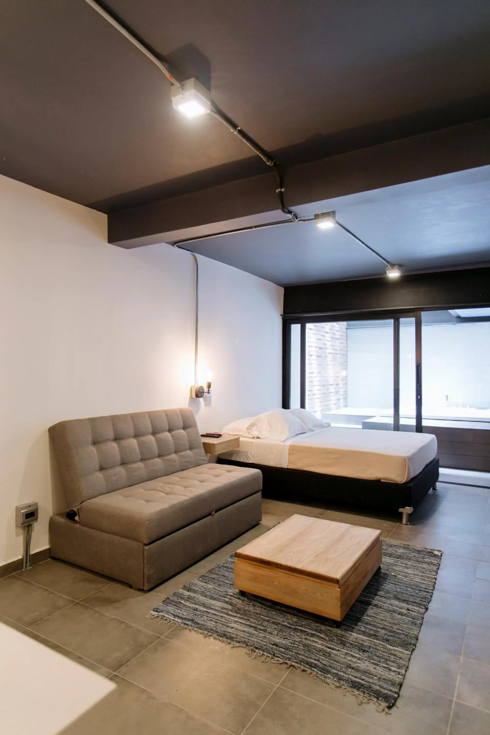 Loft Jacuzzi in Soy Local Provenza Loft Jacuzzi in Soy Local Provenza